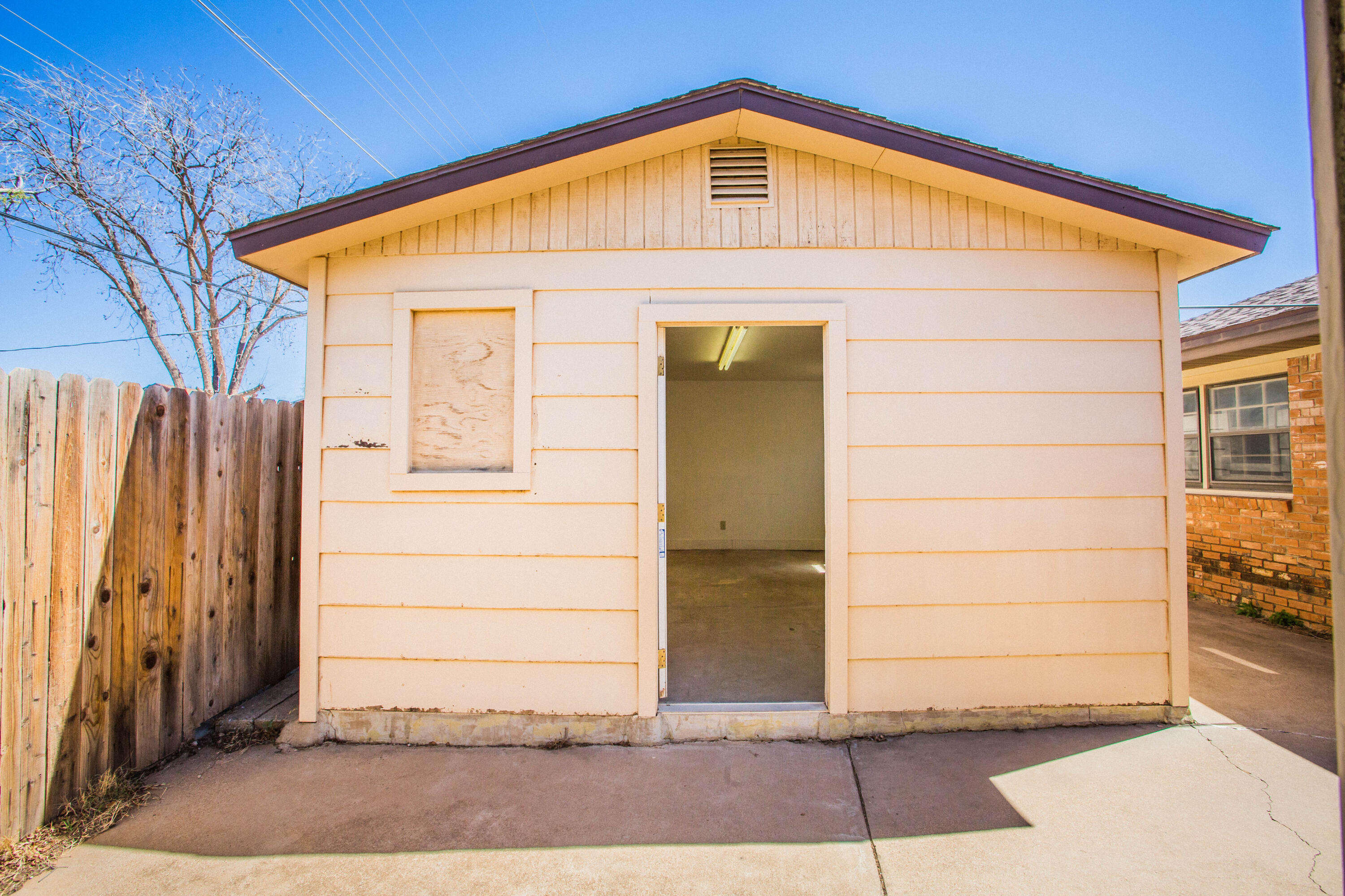 2124 68th Street Property Photo 32