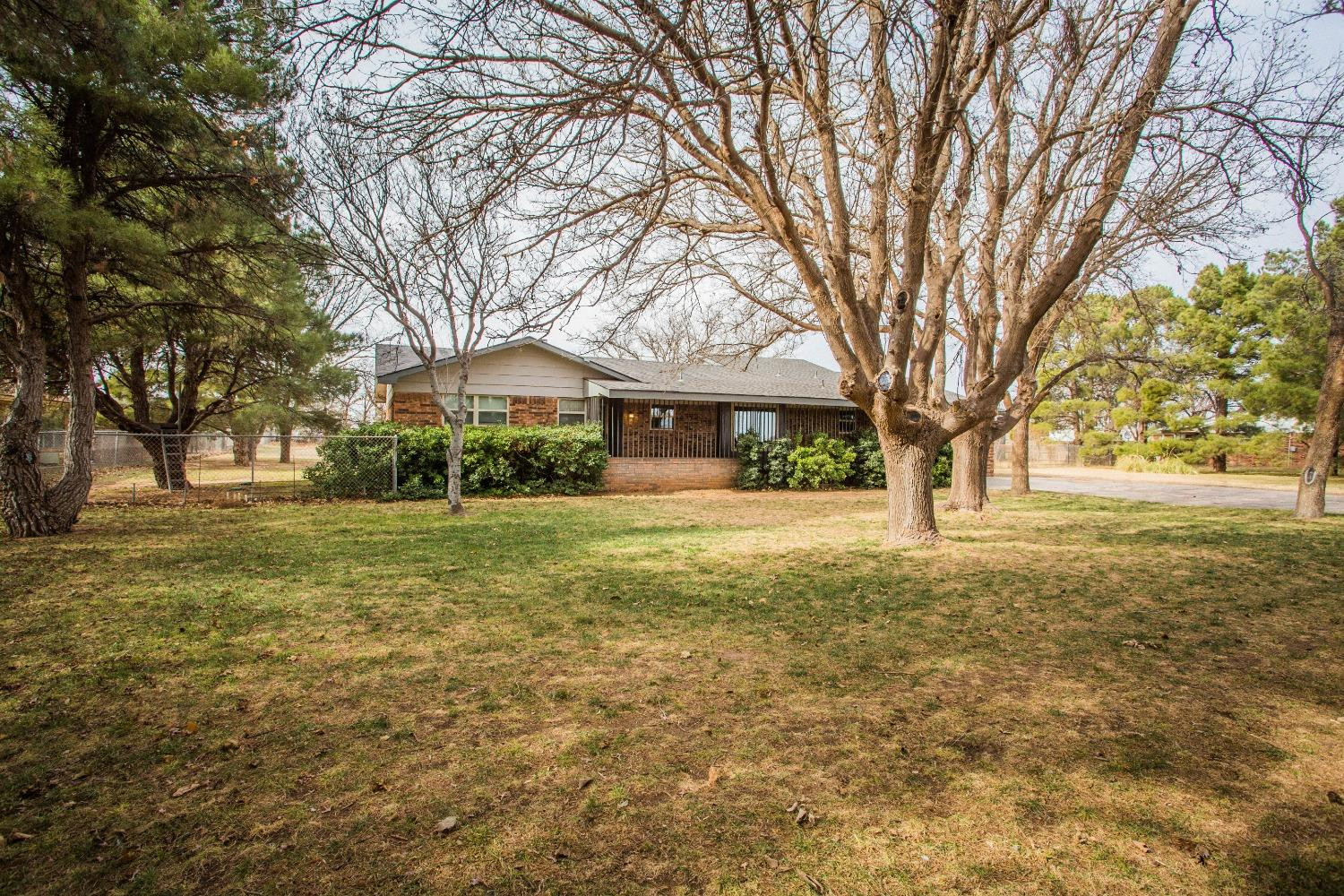 16214 County Rd 2200 Property Photo 3