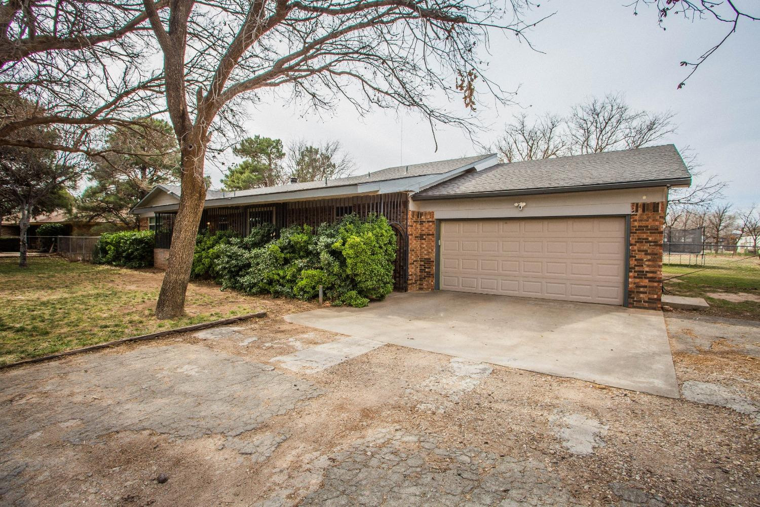 16214 County Rd 2200 Property Photo 5