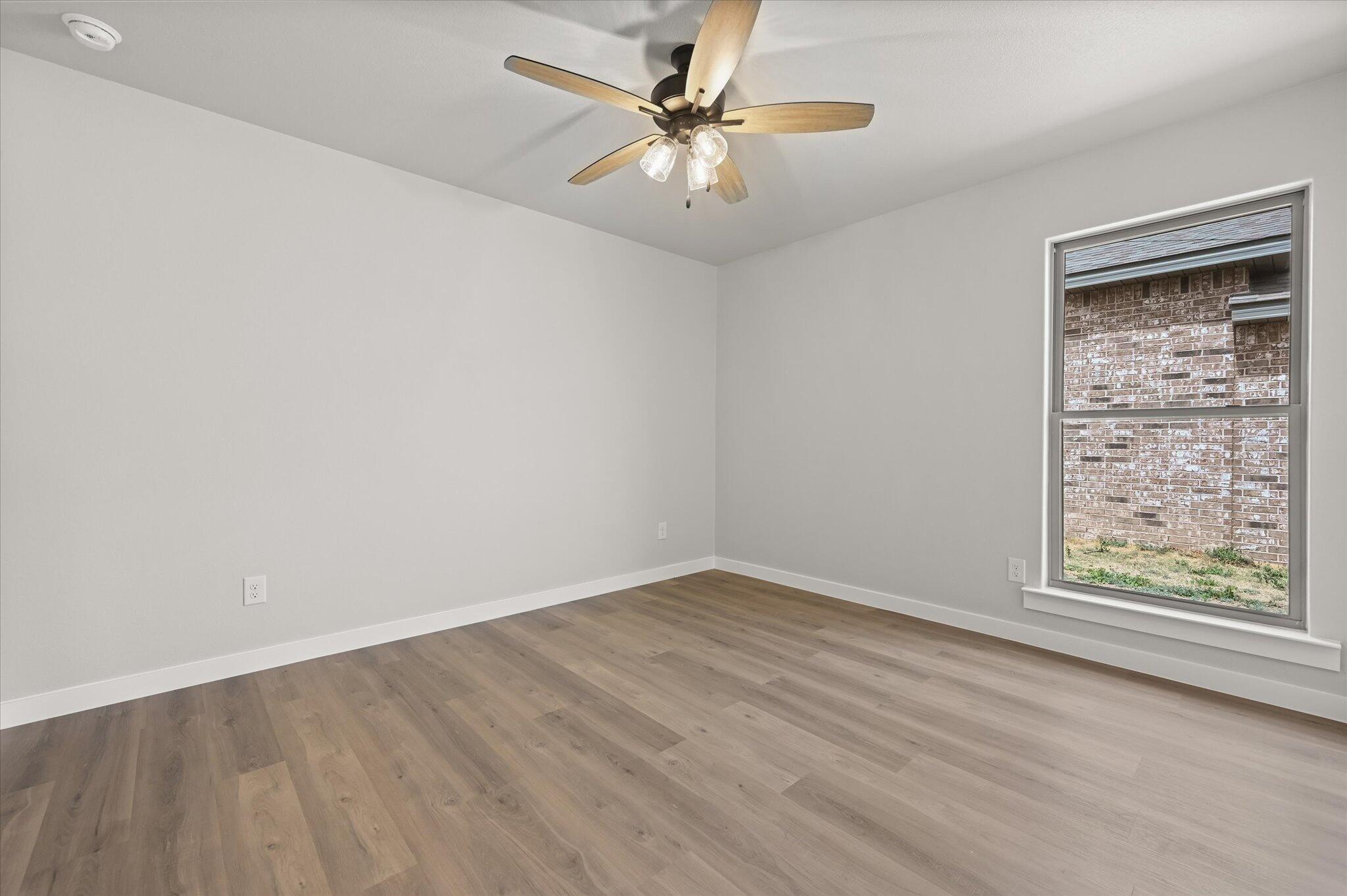 2708 Volney Avenue Property Photo 21