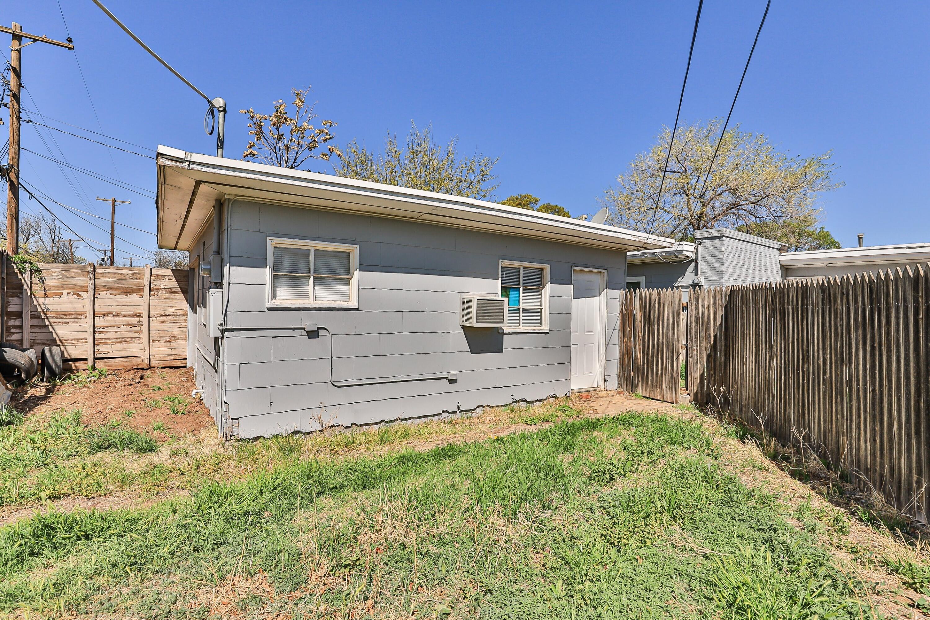 3615 26th Street, Back Property Photo 2