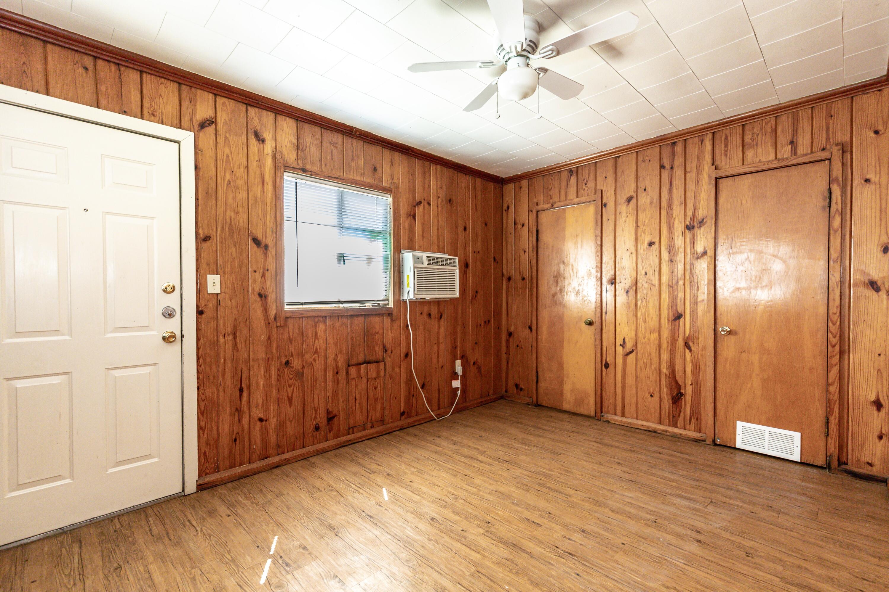 3615 26th Street, Back Property Photo 3