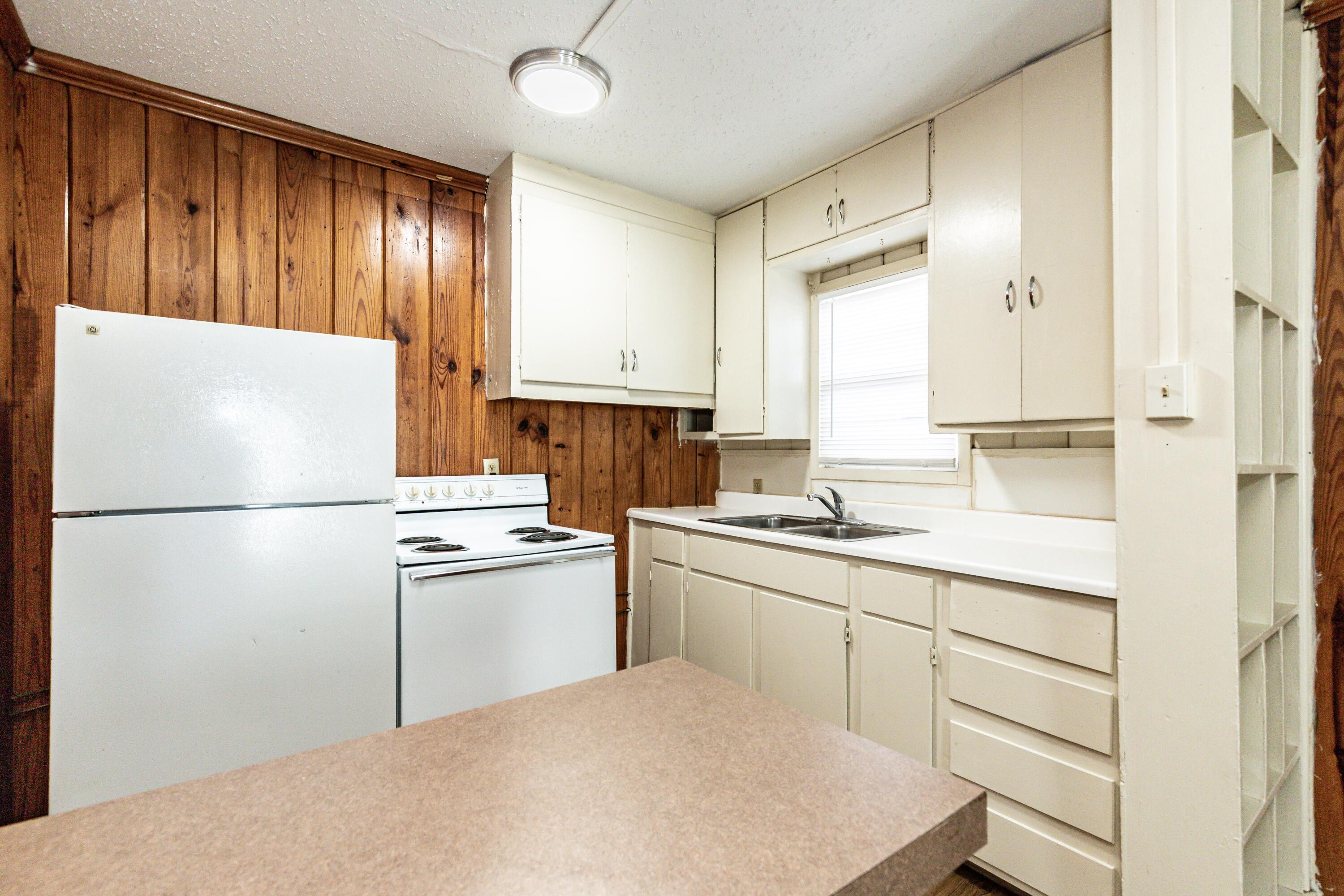 3615 26th Street, Back Property Photo 4