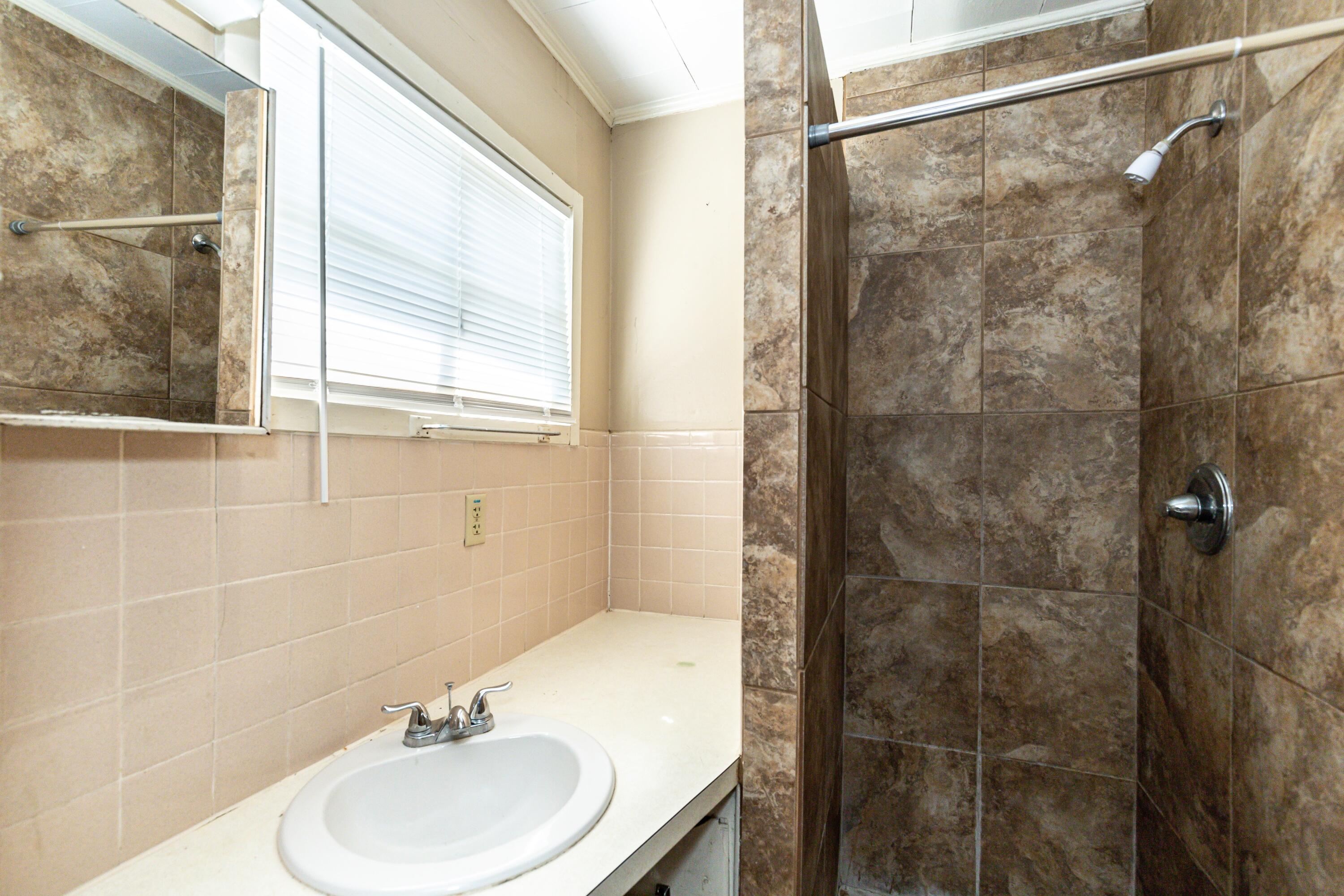 3615 26th Street, Back Property Photo 5