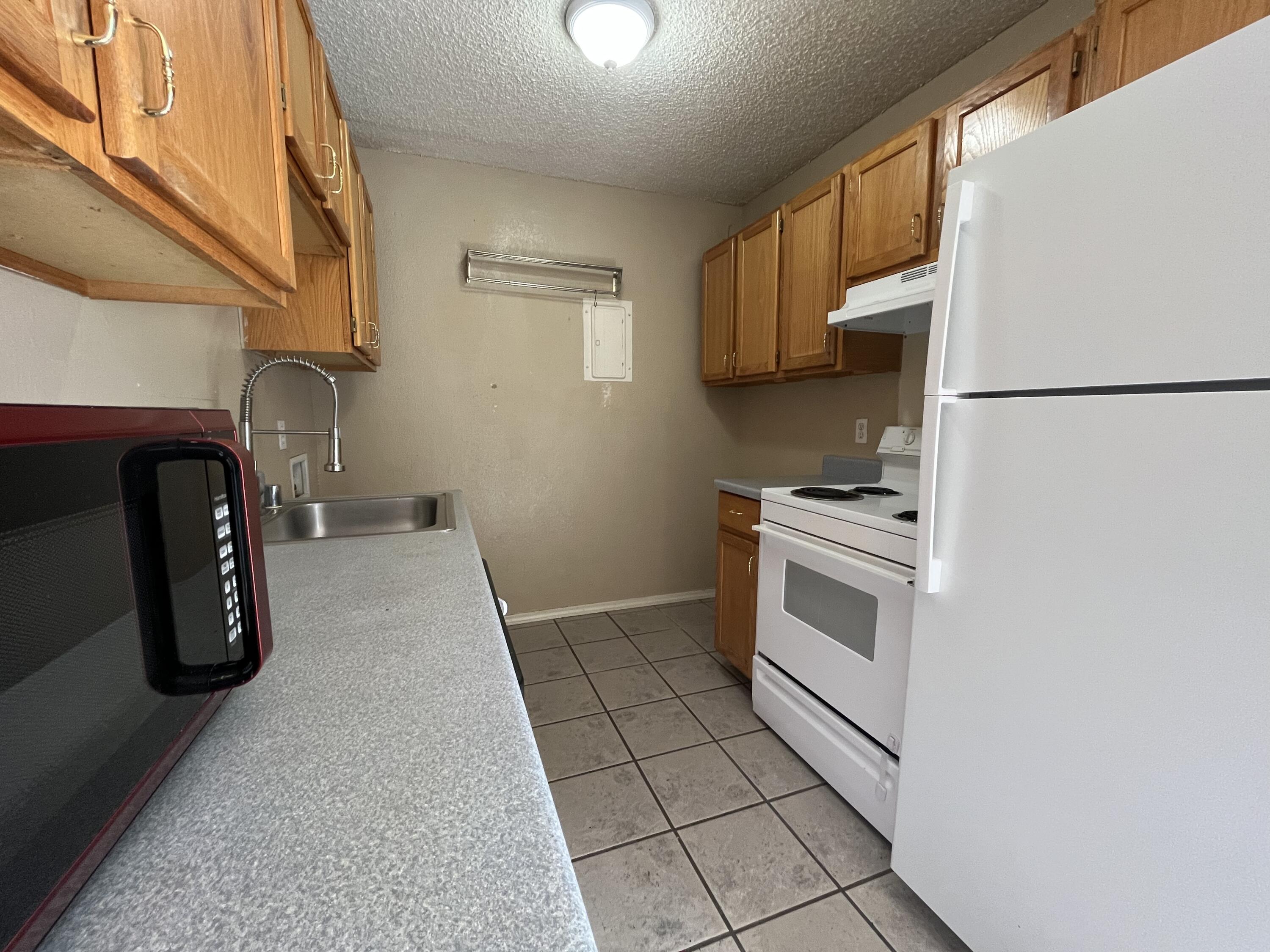 2305 76th Street, B Property Photo 4