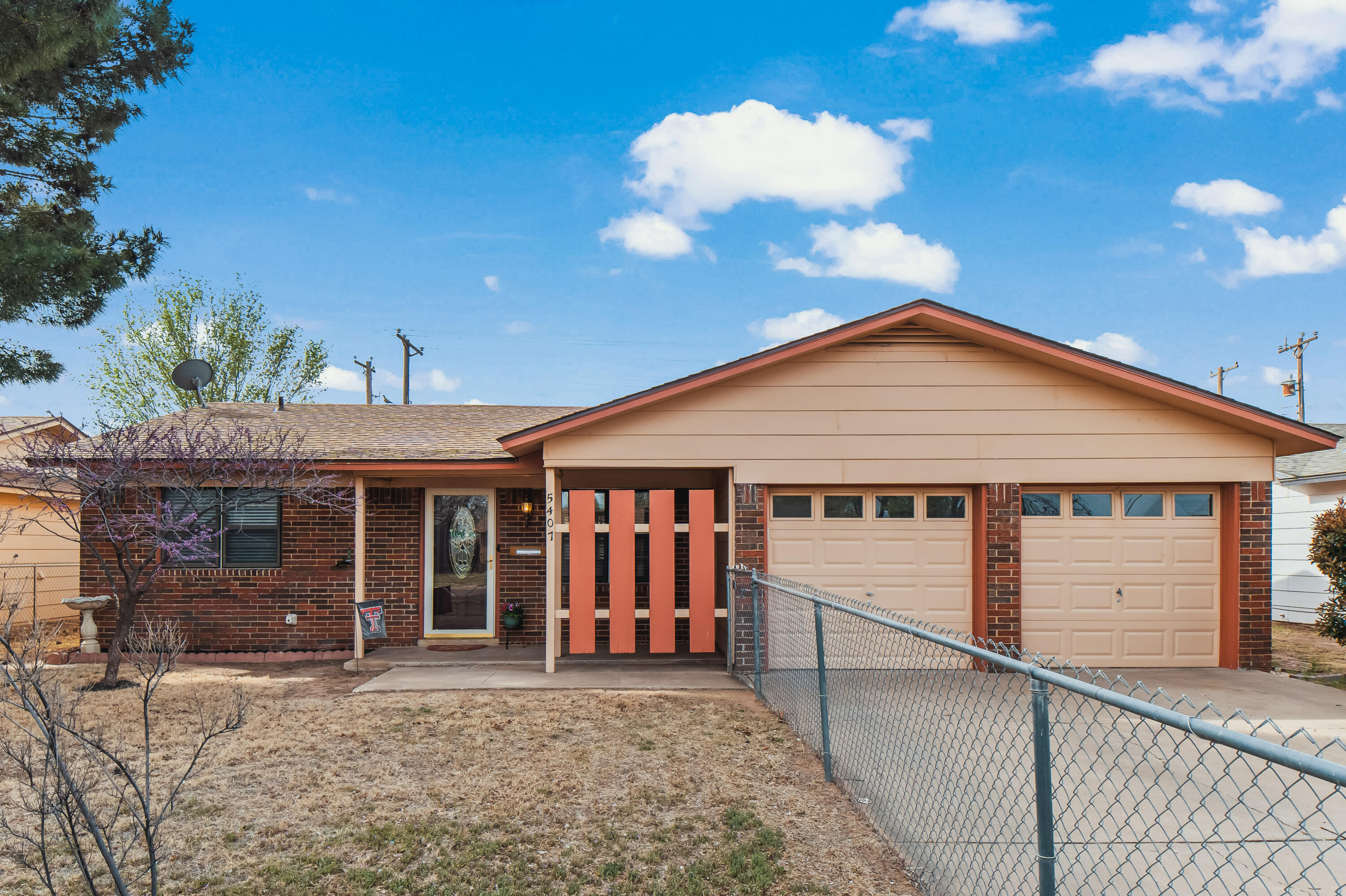 5407 49th Street Property Photo 1