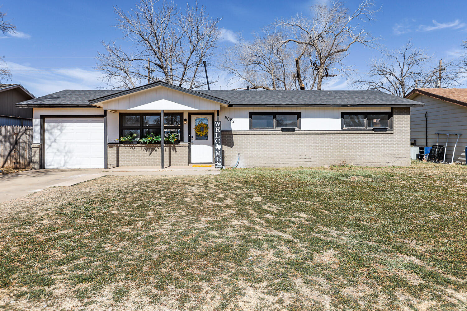 5022 52nd Street Property Photo 1
