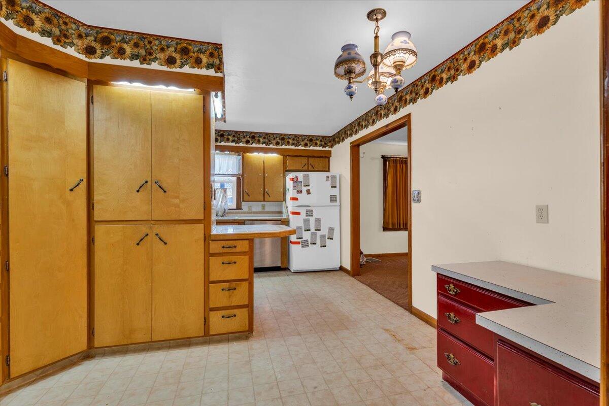 849 N Us-385 Property Photo 14