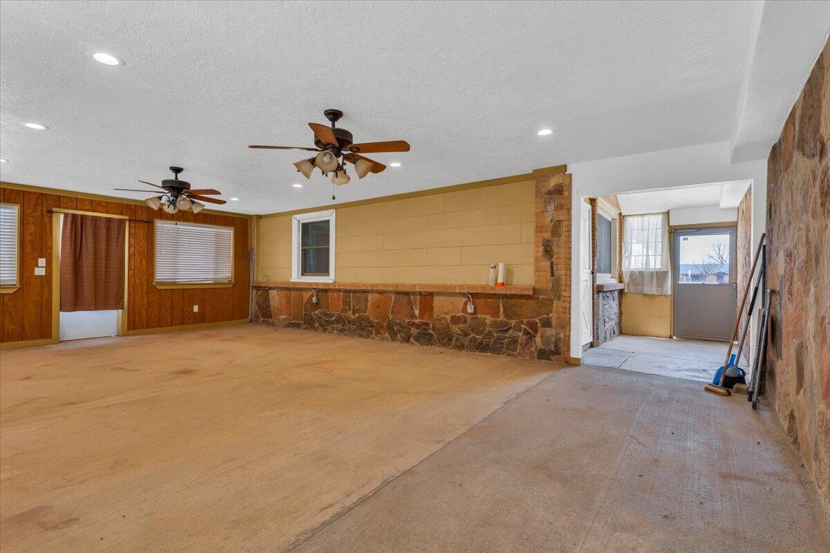 849 N Us-385 Property Photo 28