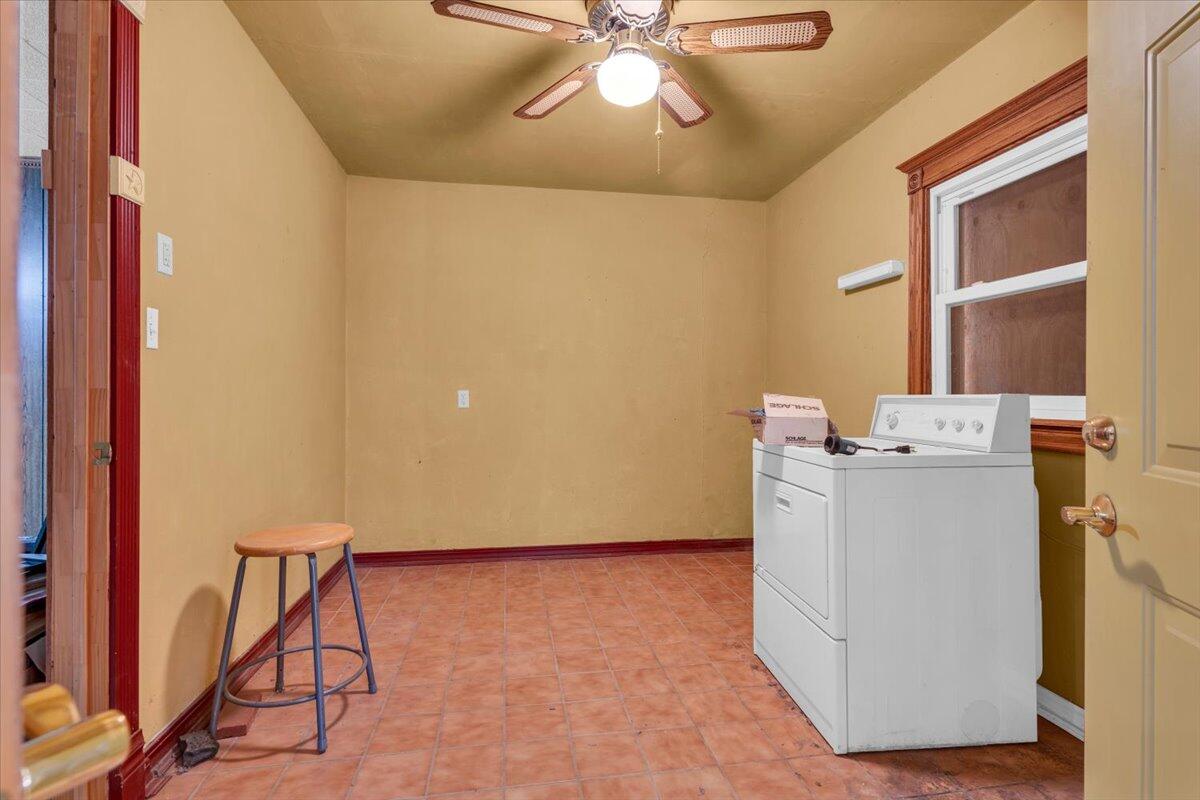 849 N Us-385 Property Photo 29
