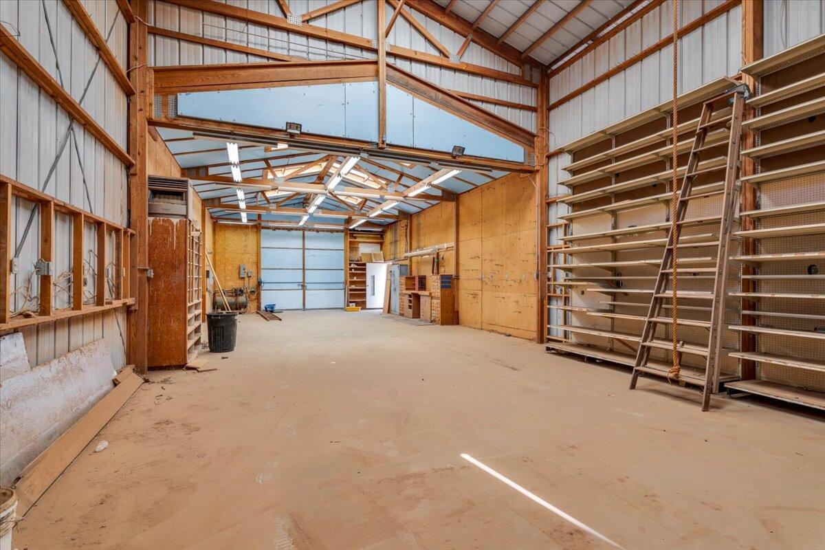 849 N Us-385 Property Photo 35