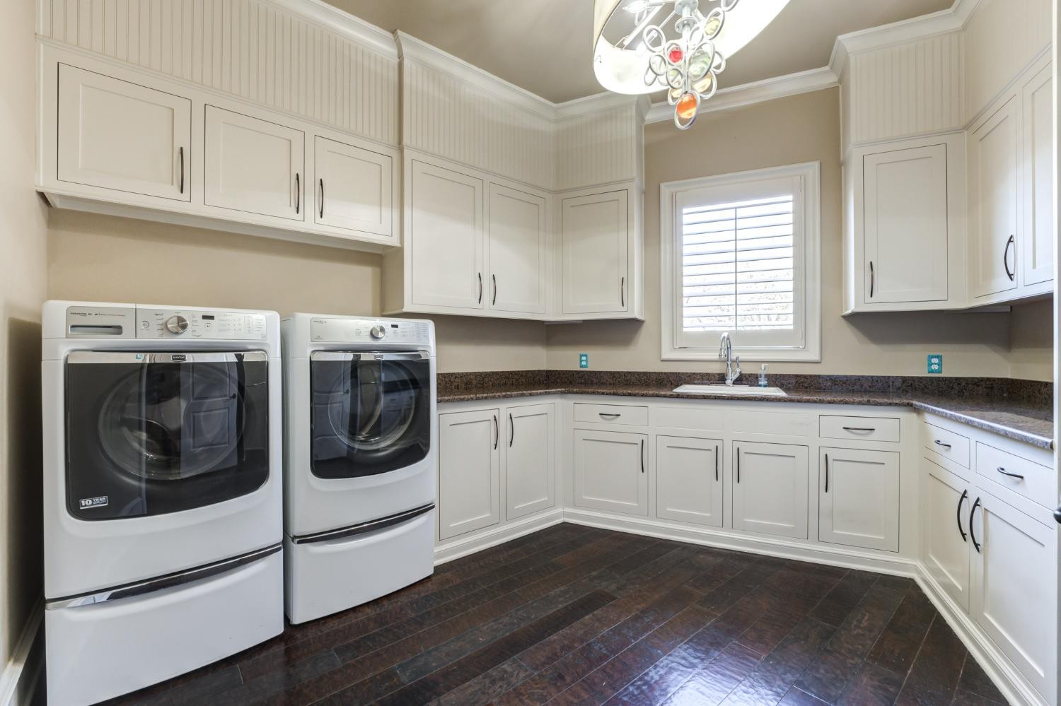 15 Whisperwood Circle Property Photo 29