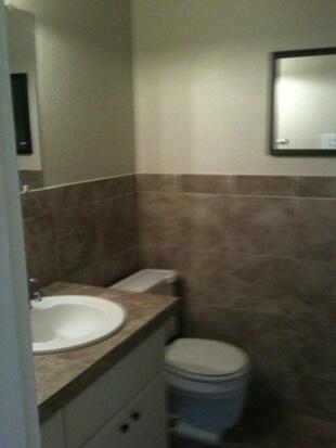 5439 47th Street Property Photo 3