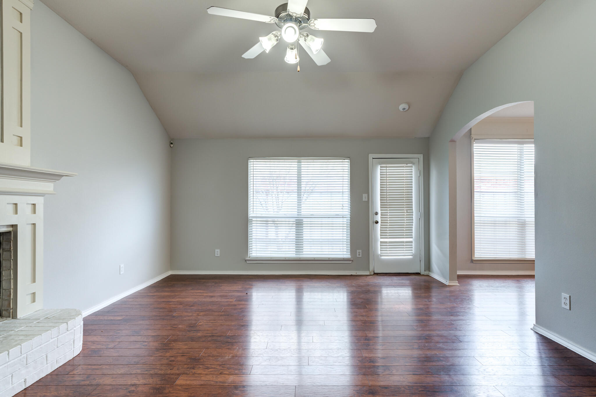 5022 Itasca Street Property Photo 23
