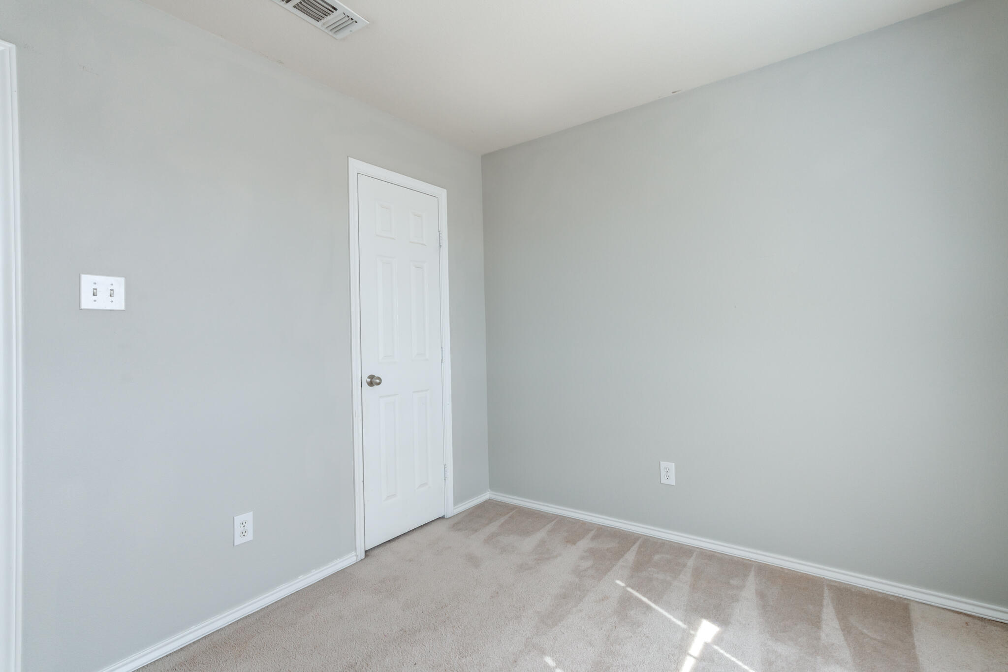 5022 Itasca Street Property Photo 44