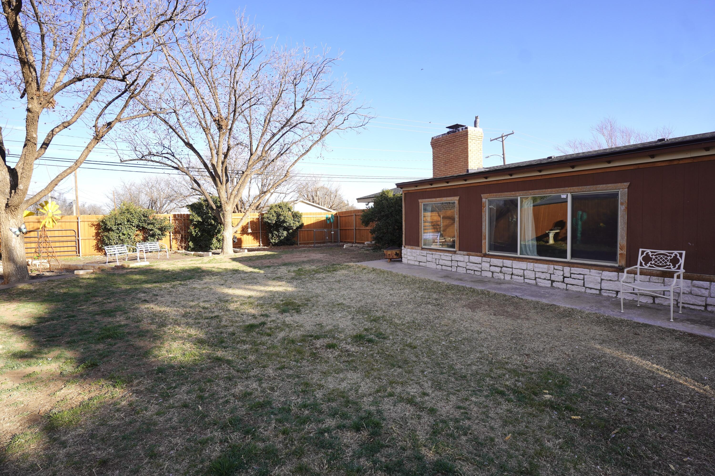 802 7th Street Property Photo 7