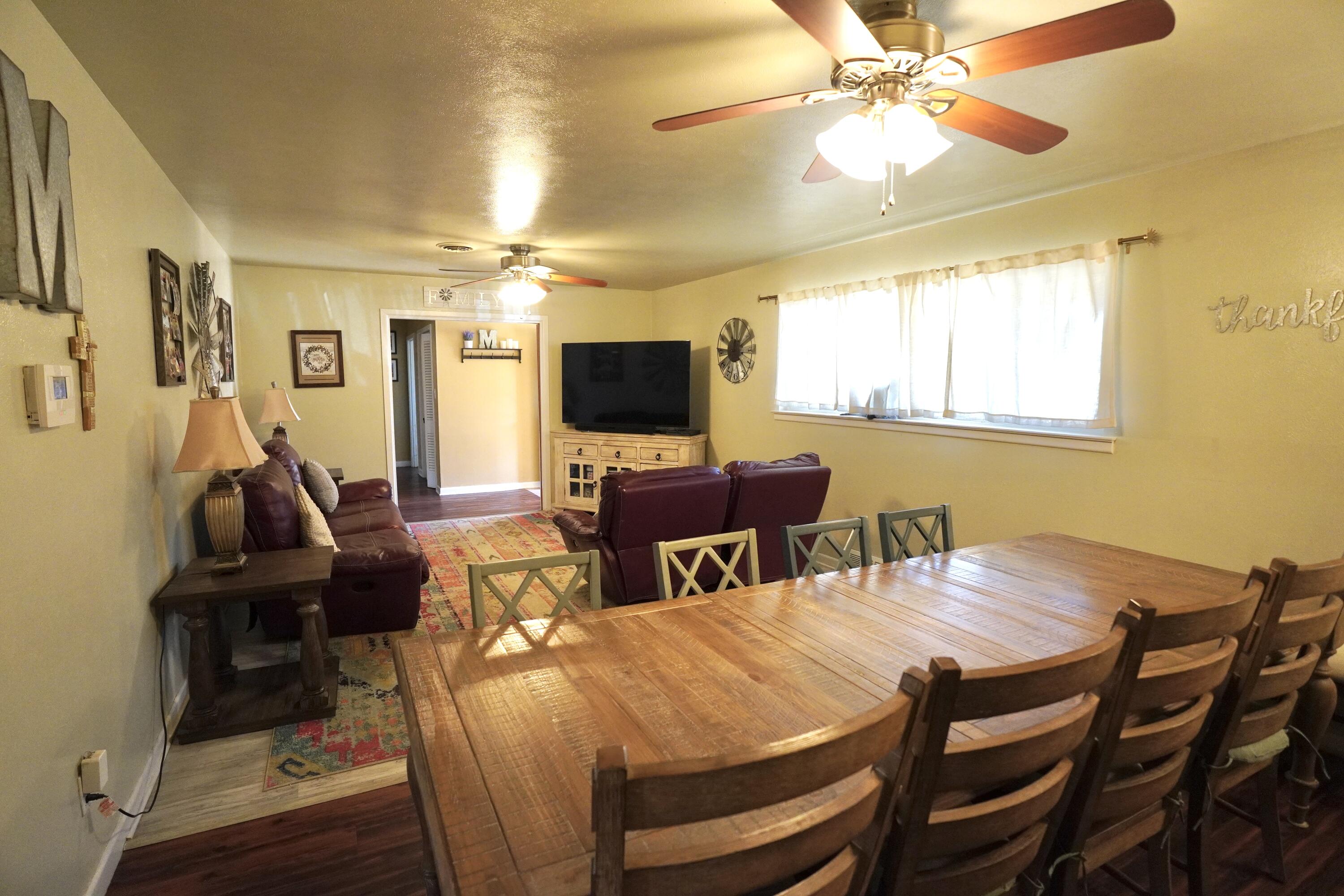 802 7th Street Property Photo 11