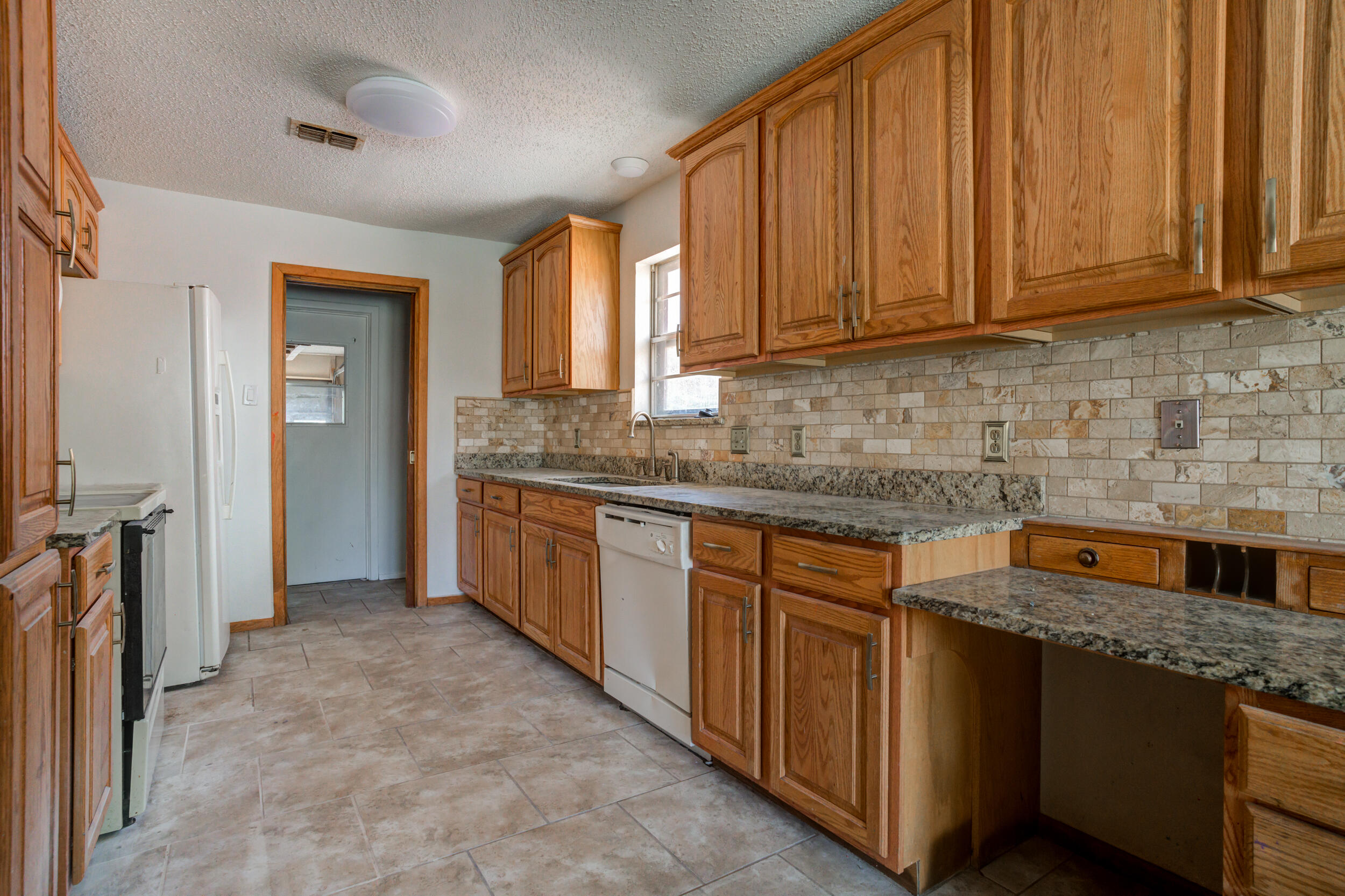 4404 58th Street Property Photo 9
