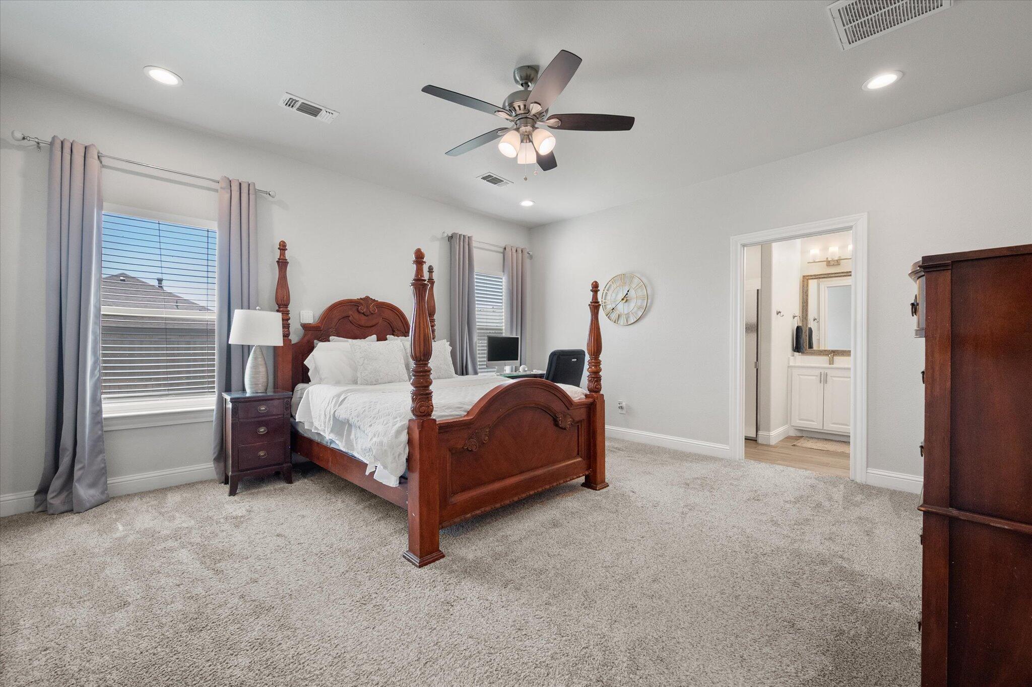 7807 87th Street Property Photo 14
