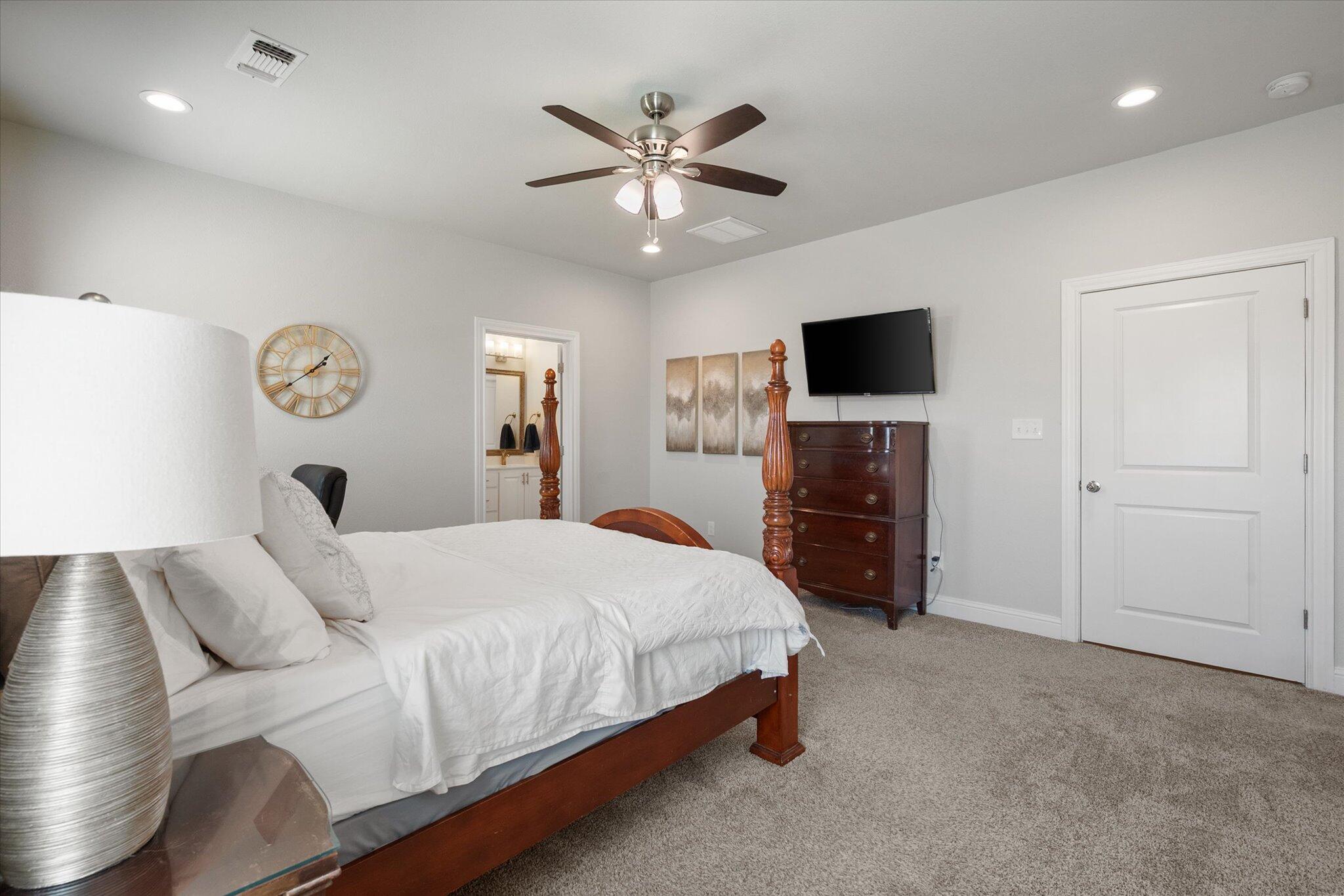 7807 87th Street Property Photo 15