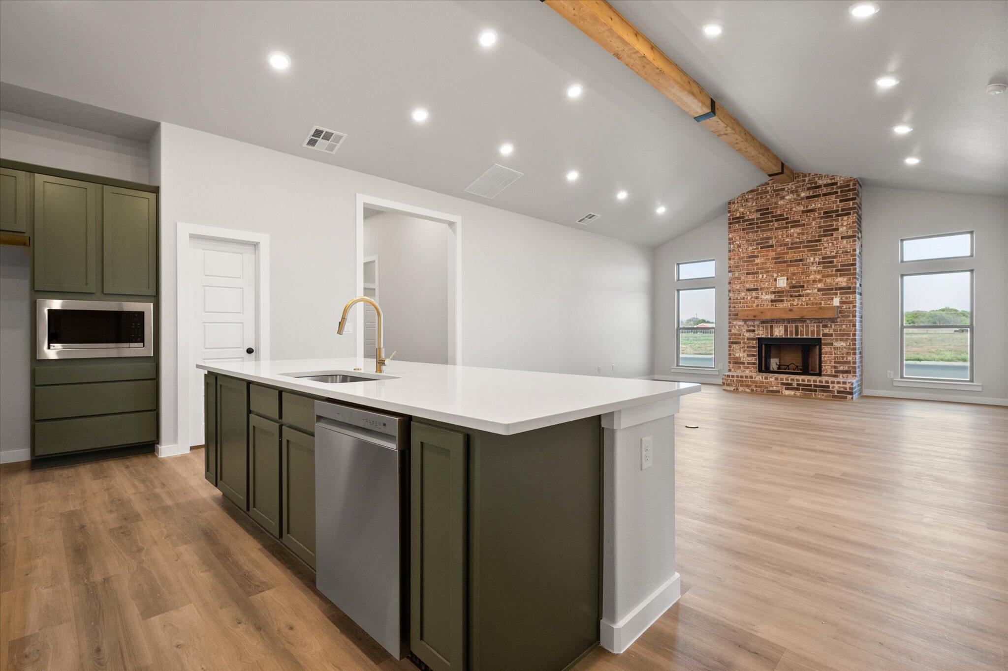 7001 18th Place Property Photo 12