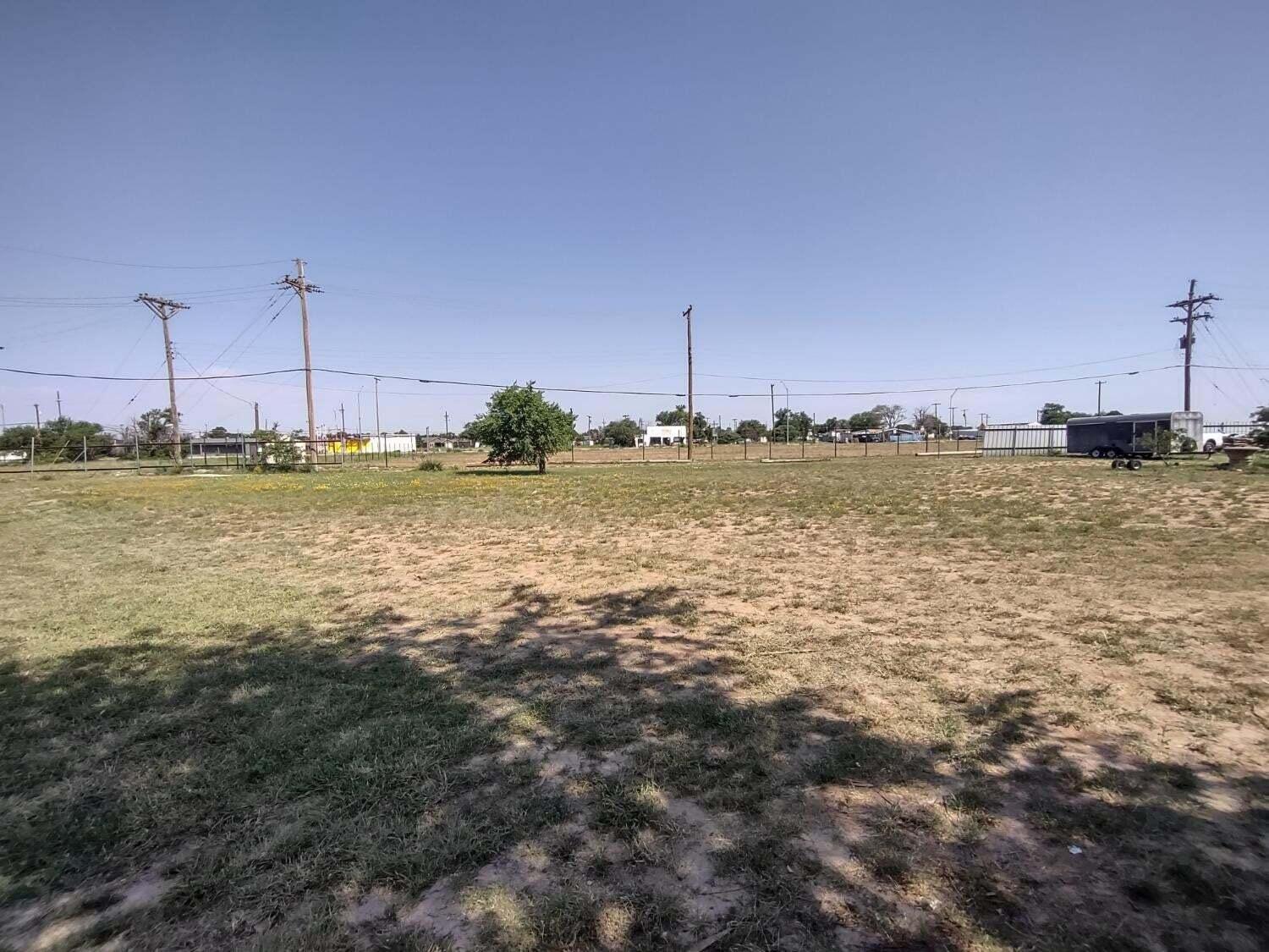 3315 E 4th Street Property Photo