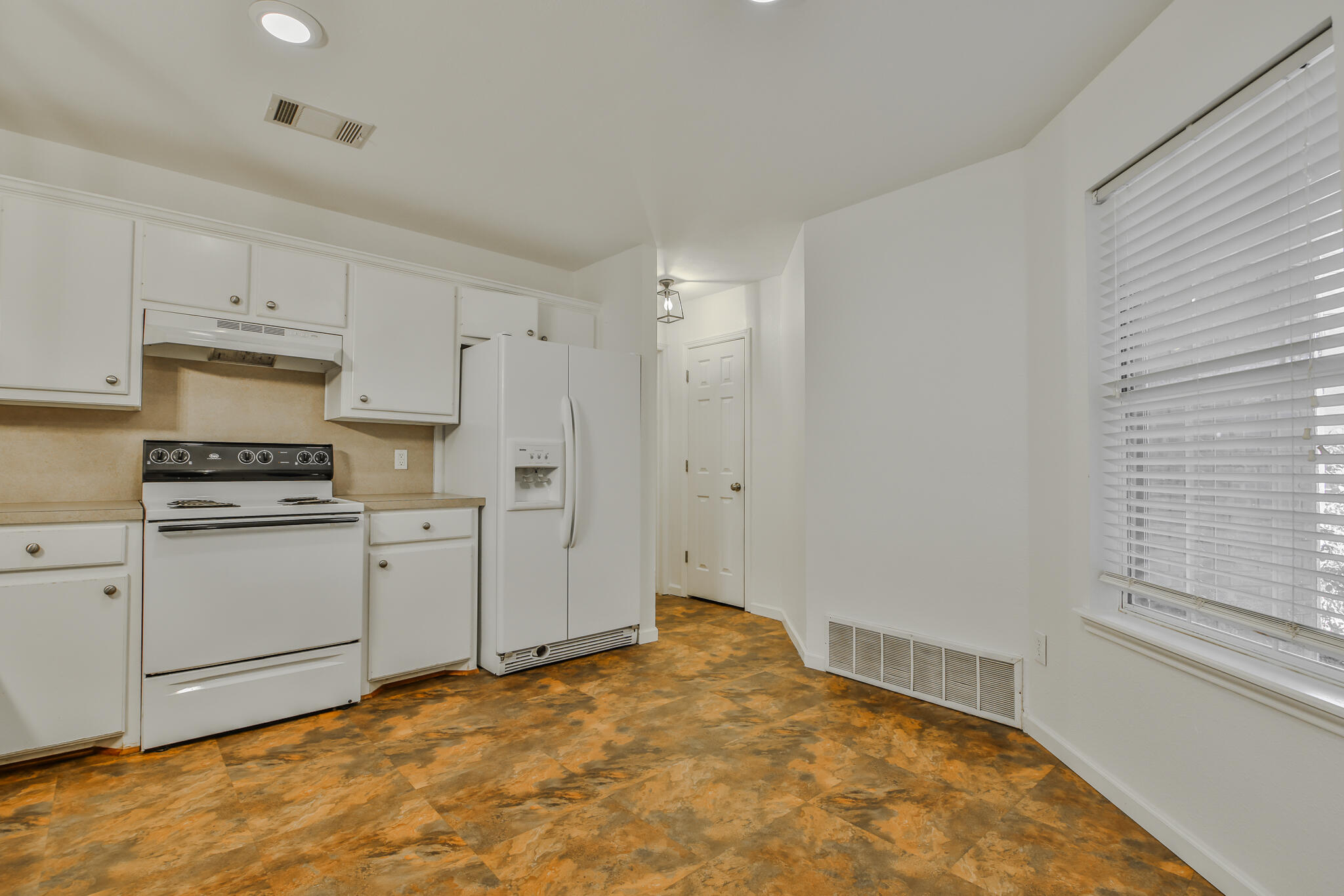 410 Prentiss Avenue Property Photo 9