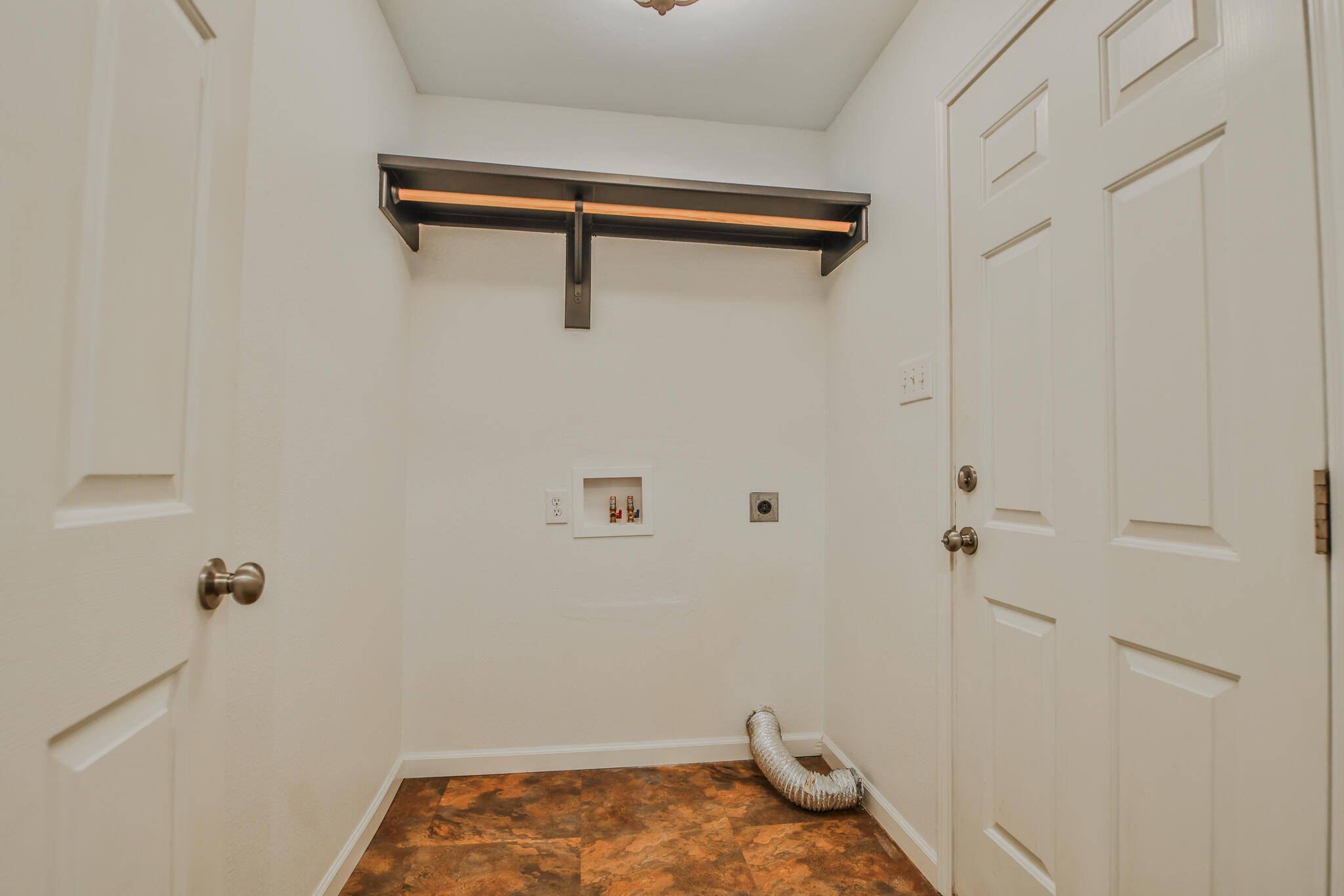 410 Prentiss Avenue Property Photo 12