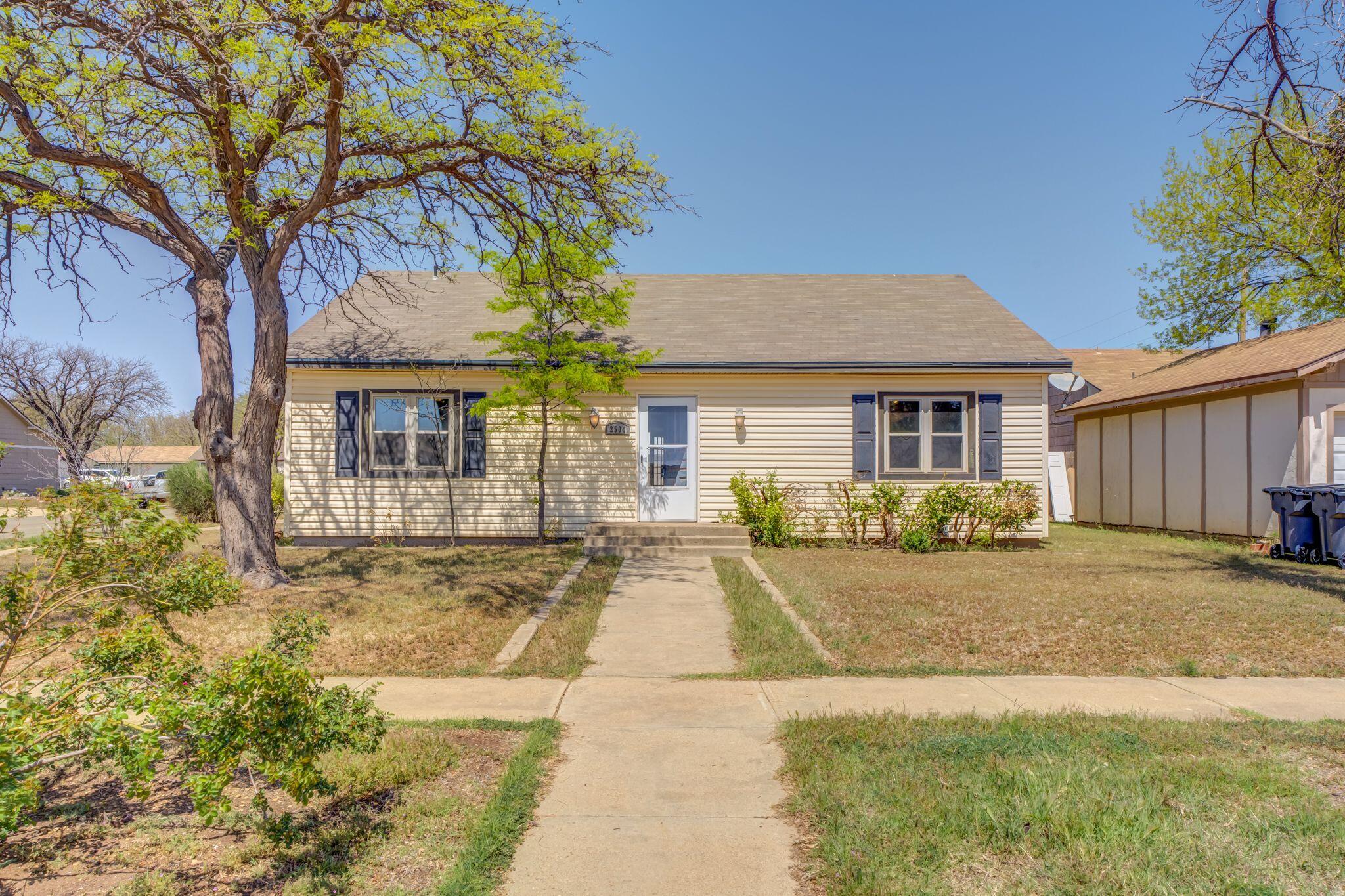 2504 94th Street Property Photo 2