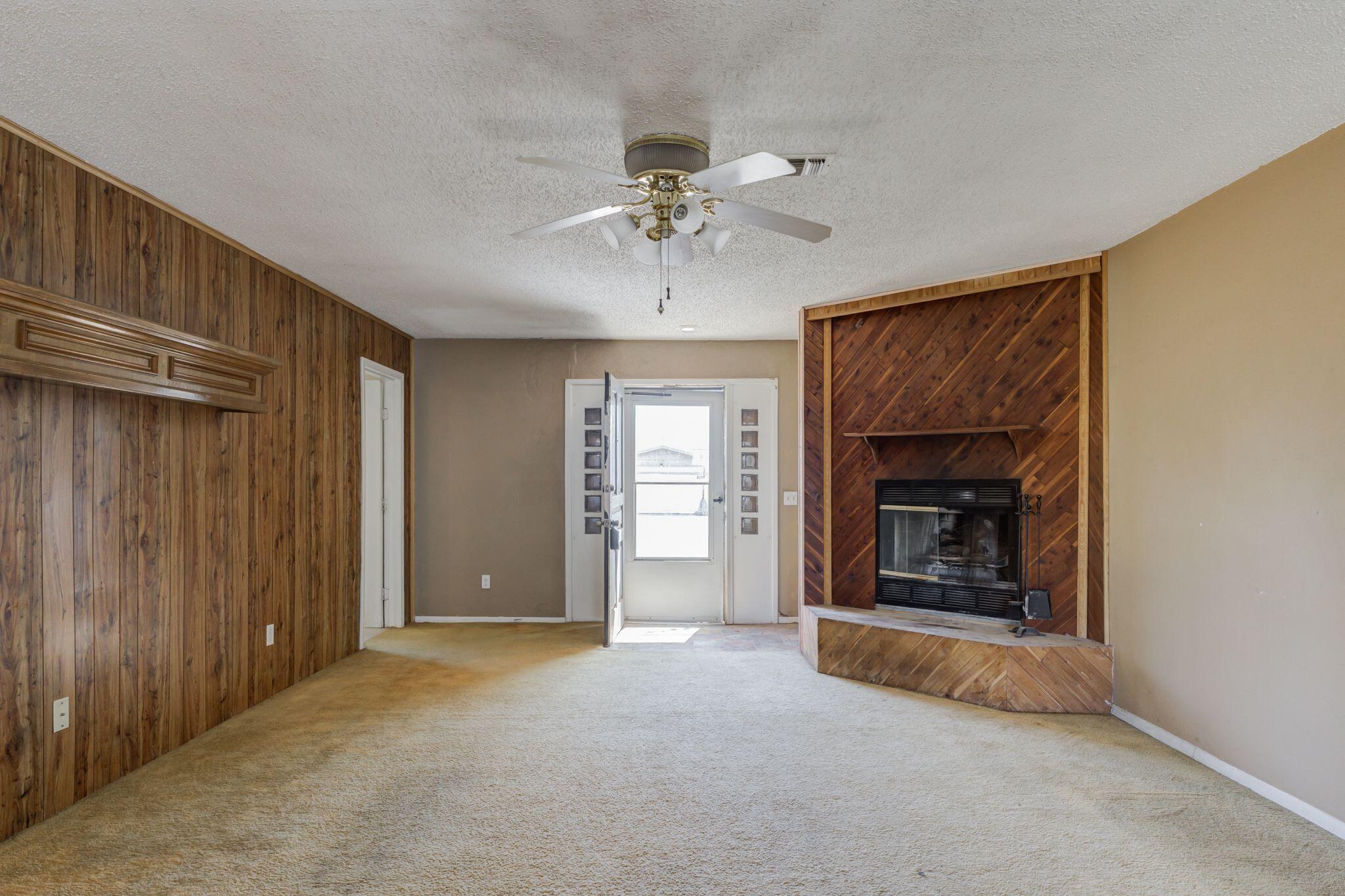 2504 94th Street Property Photo 7