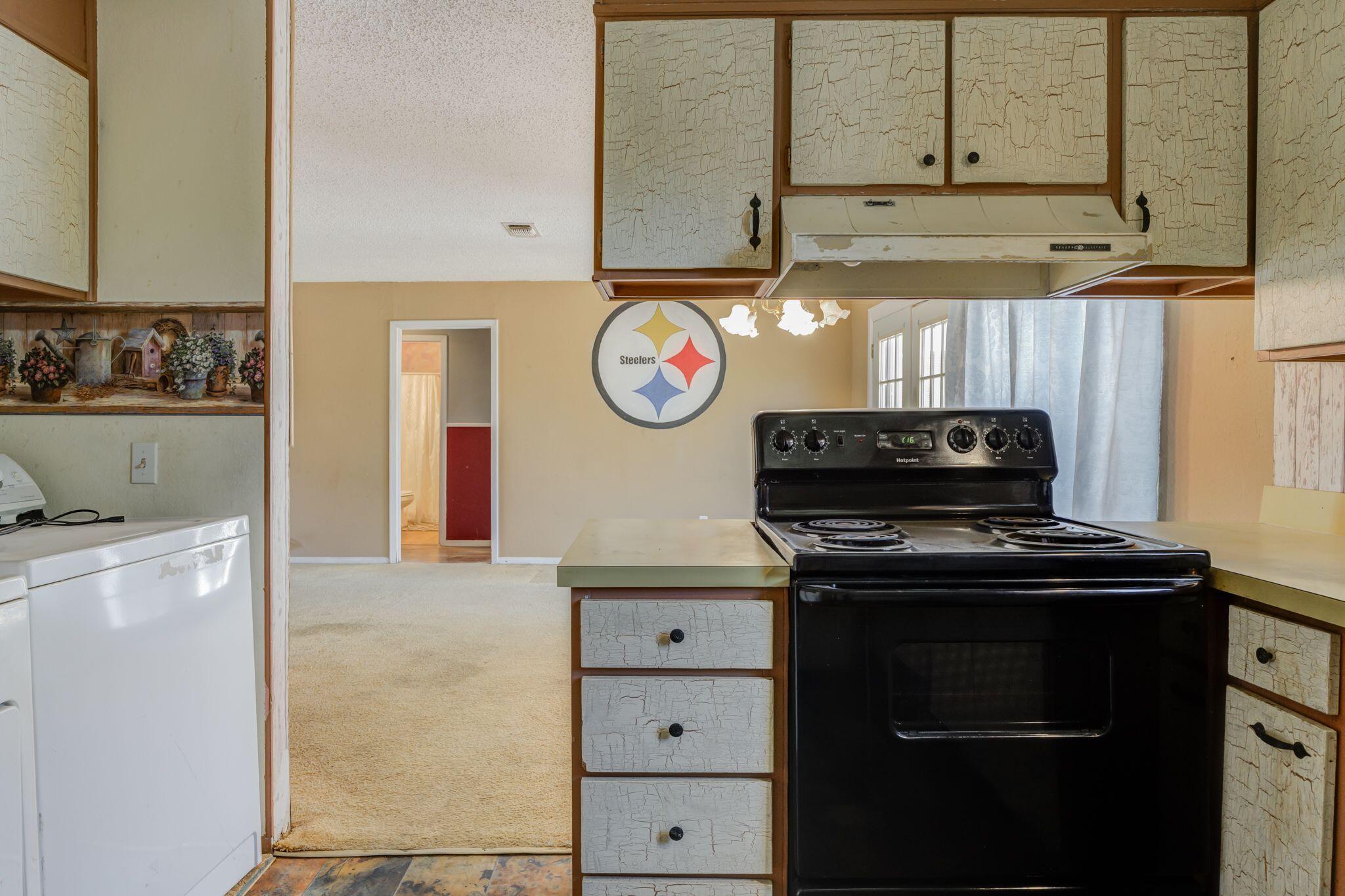 2504 94th Street Property Photo 13