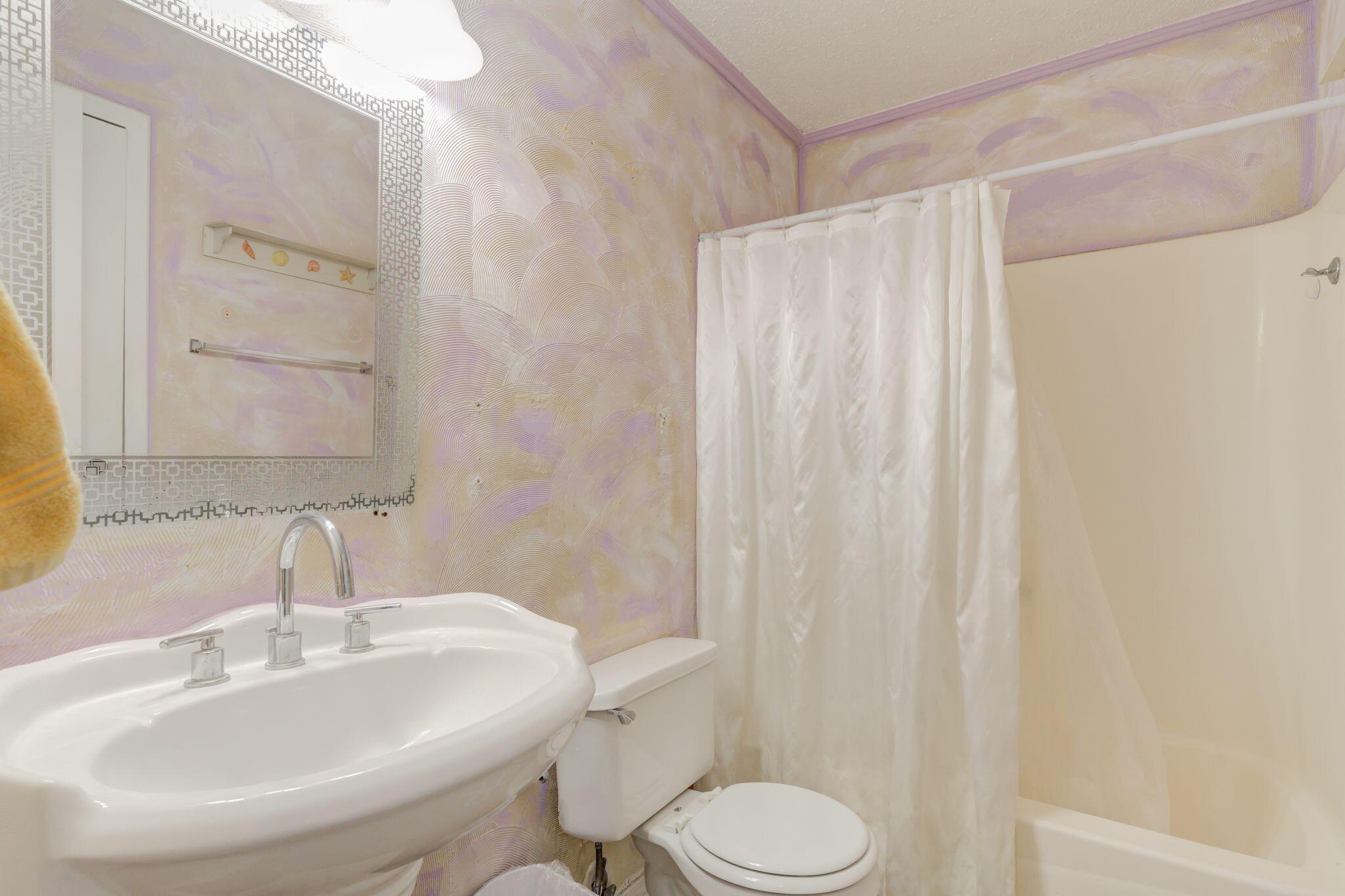 2504 94th Street Property Photo 17