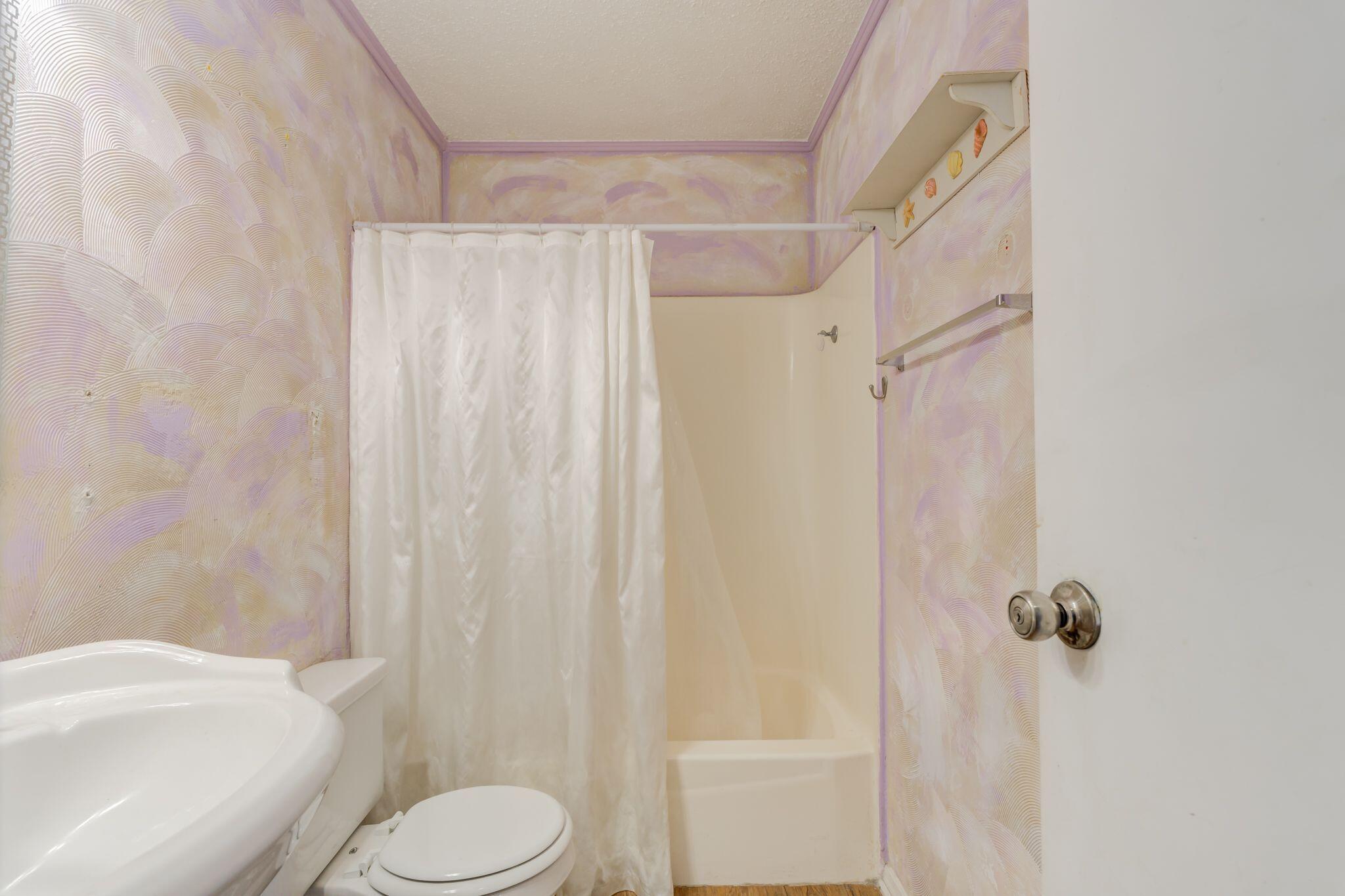 2504 94th Street Property Photo 18