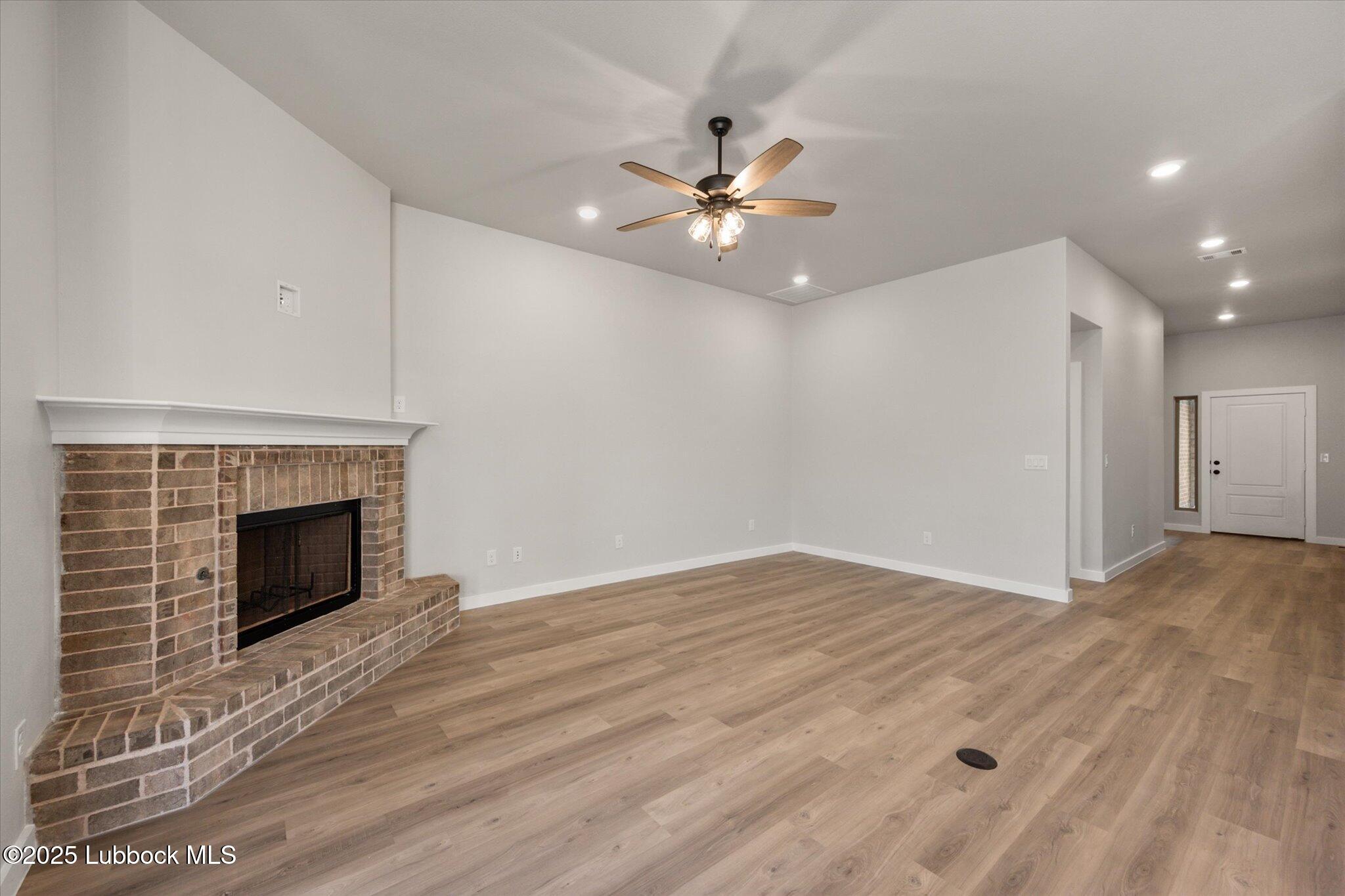 6913 55th Street Property Photo 5