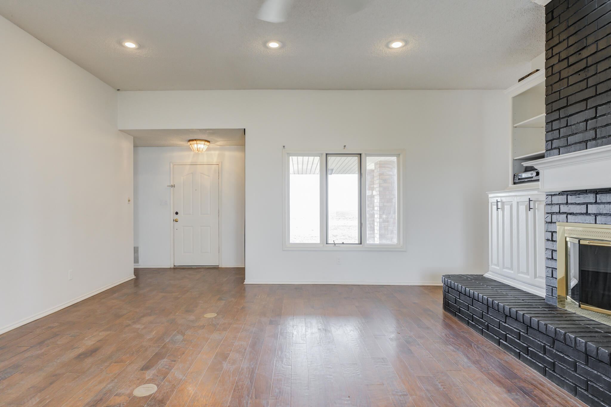 15004 N Private Road 2420 Property Photo 6