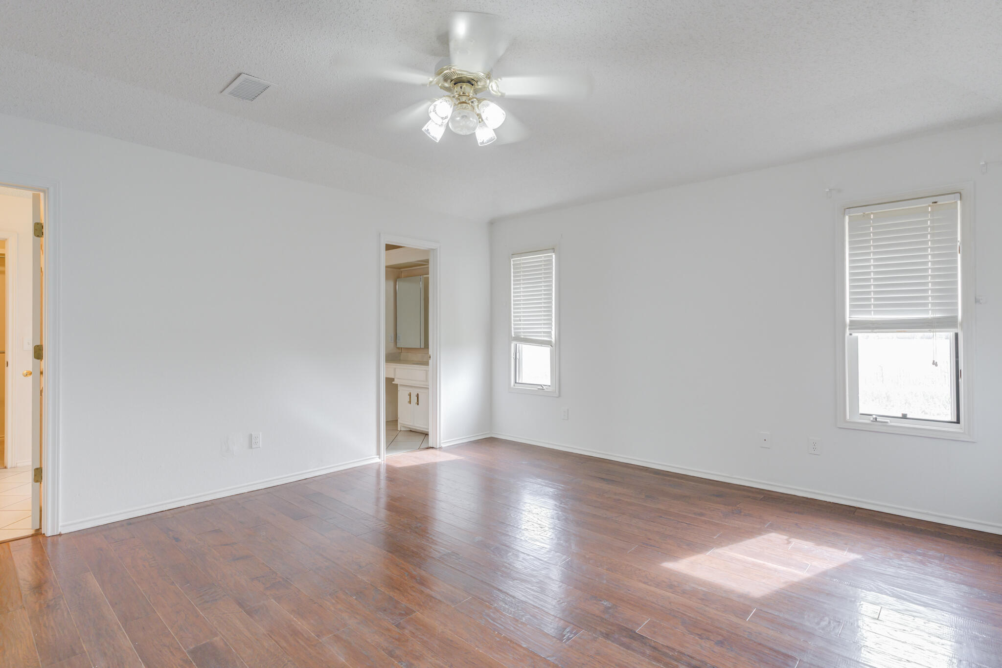 15004 N Private Road 2420 Property Photo 21