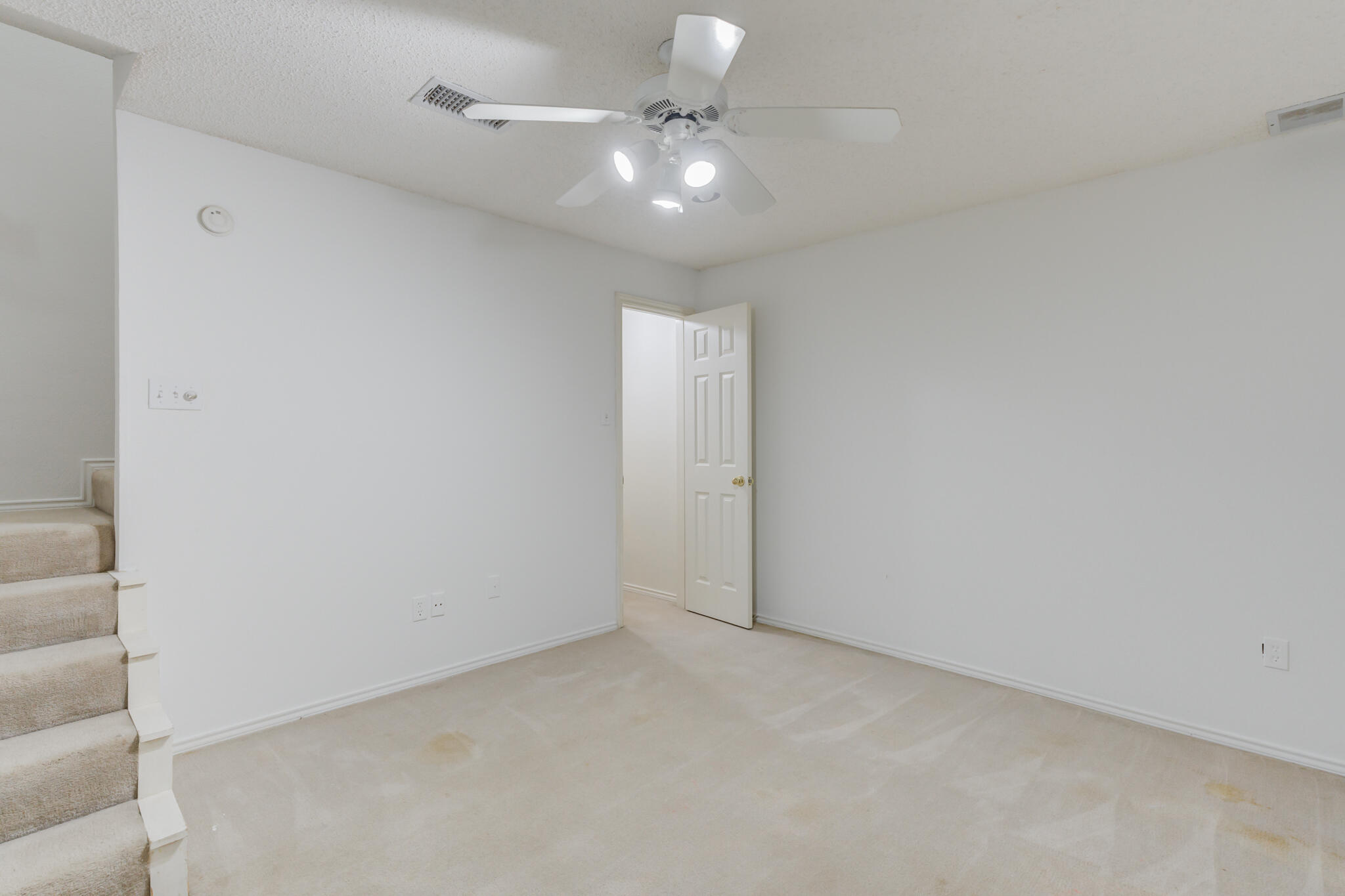 15004 N Private Road 2420 Property Photo 40