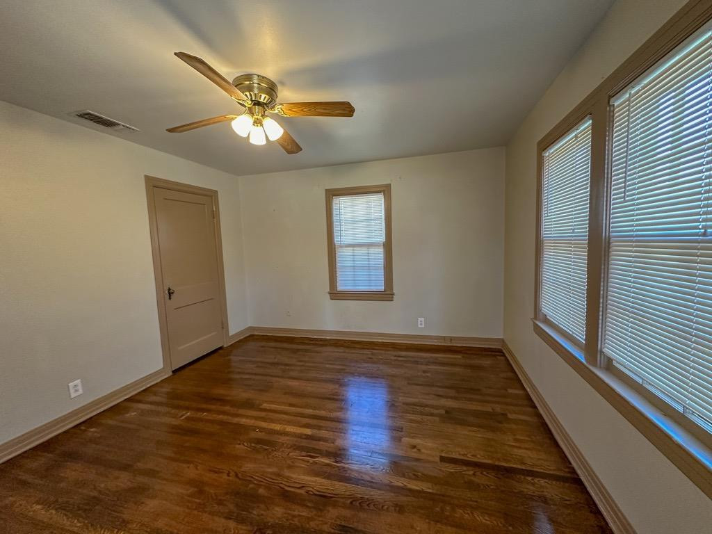 2506 26th Street Property Photo 24