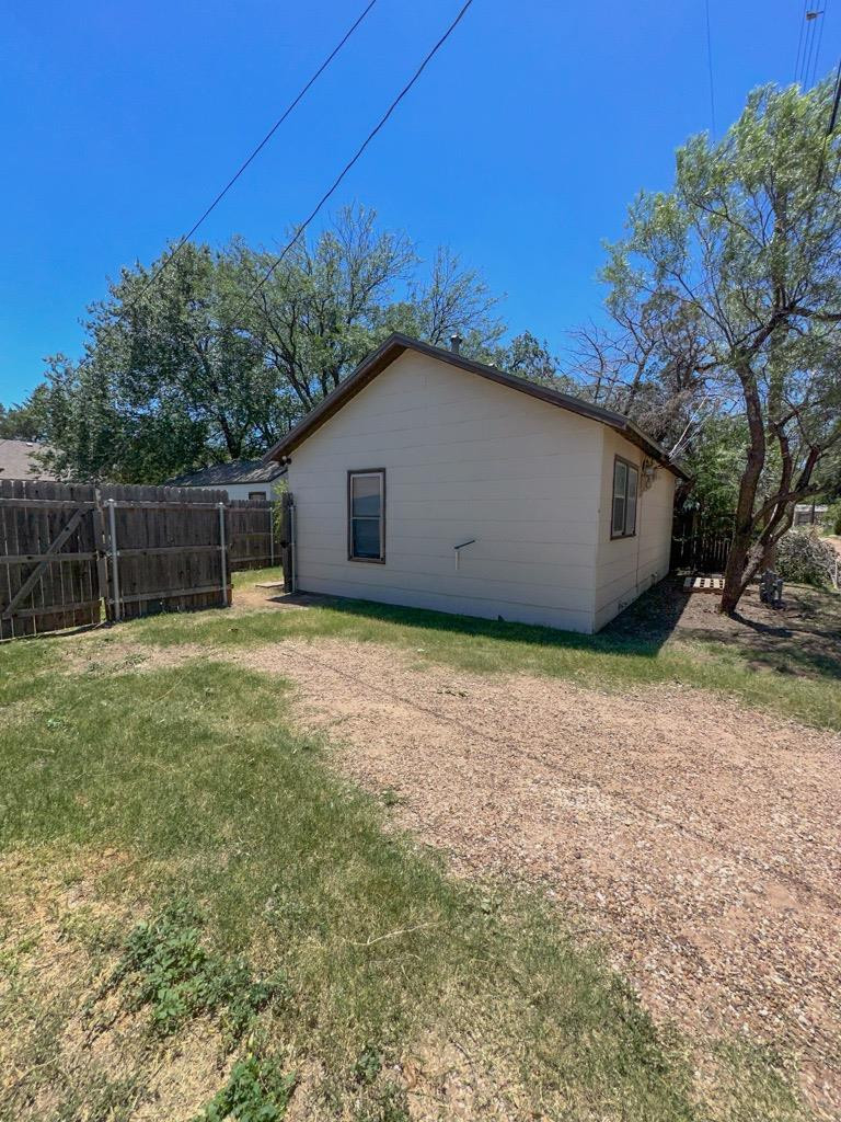 2506 26th Street Property Photo 34