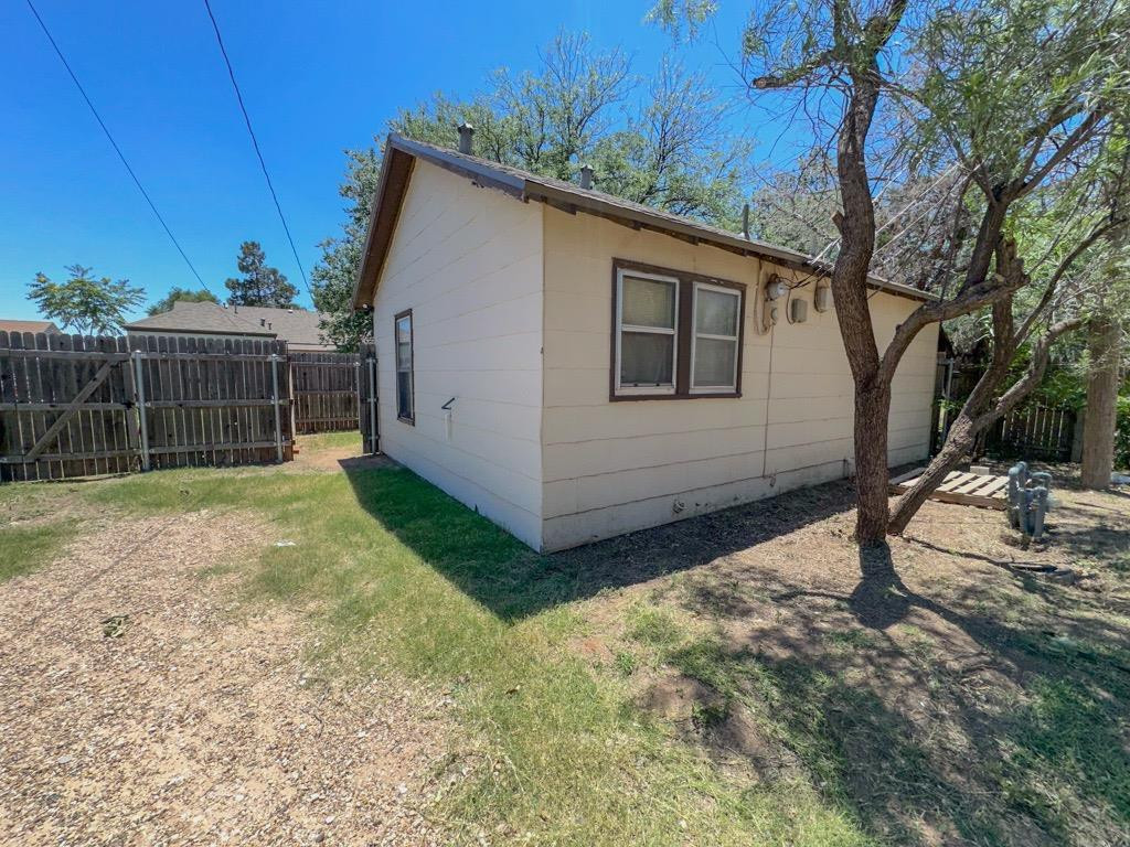 2506 26th Street Property Photo 35