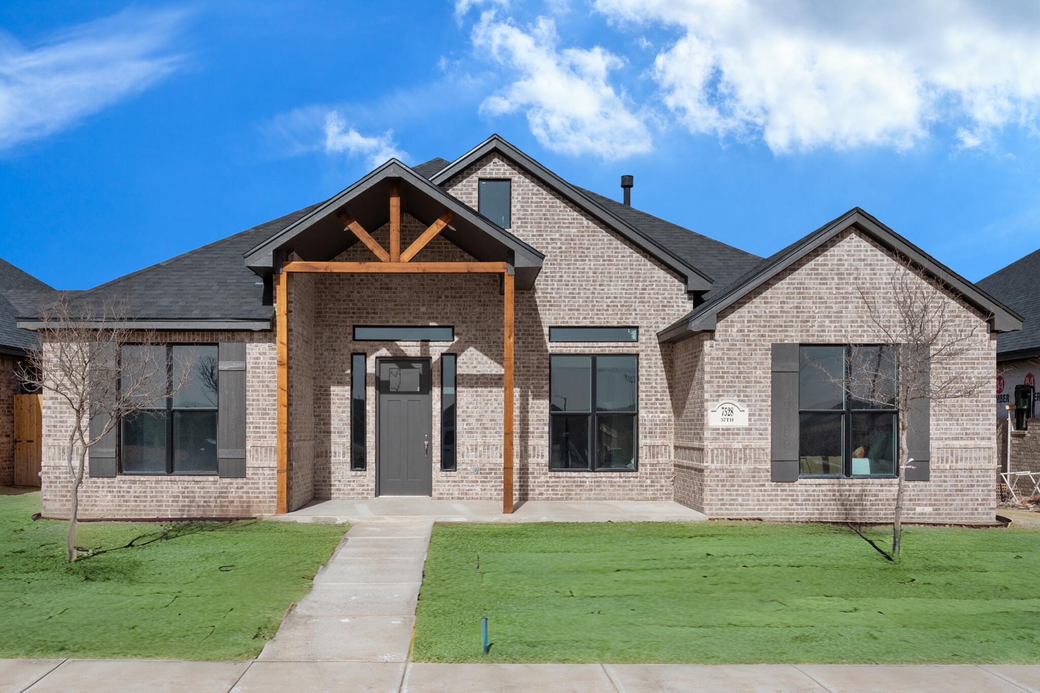 7528 57th Street Property Photo