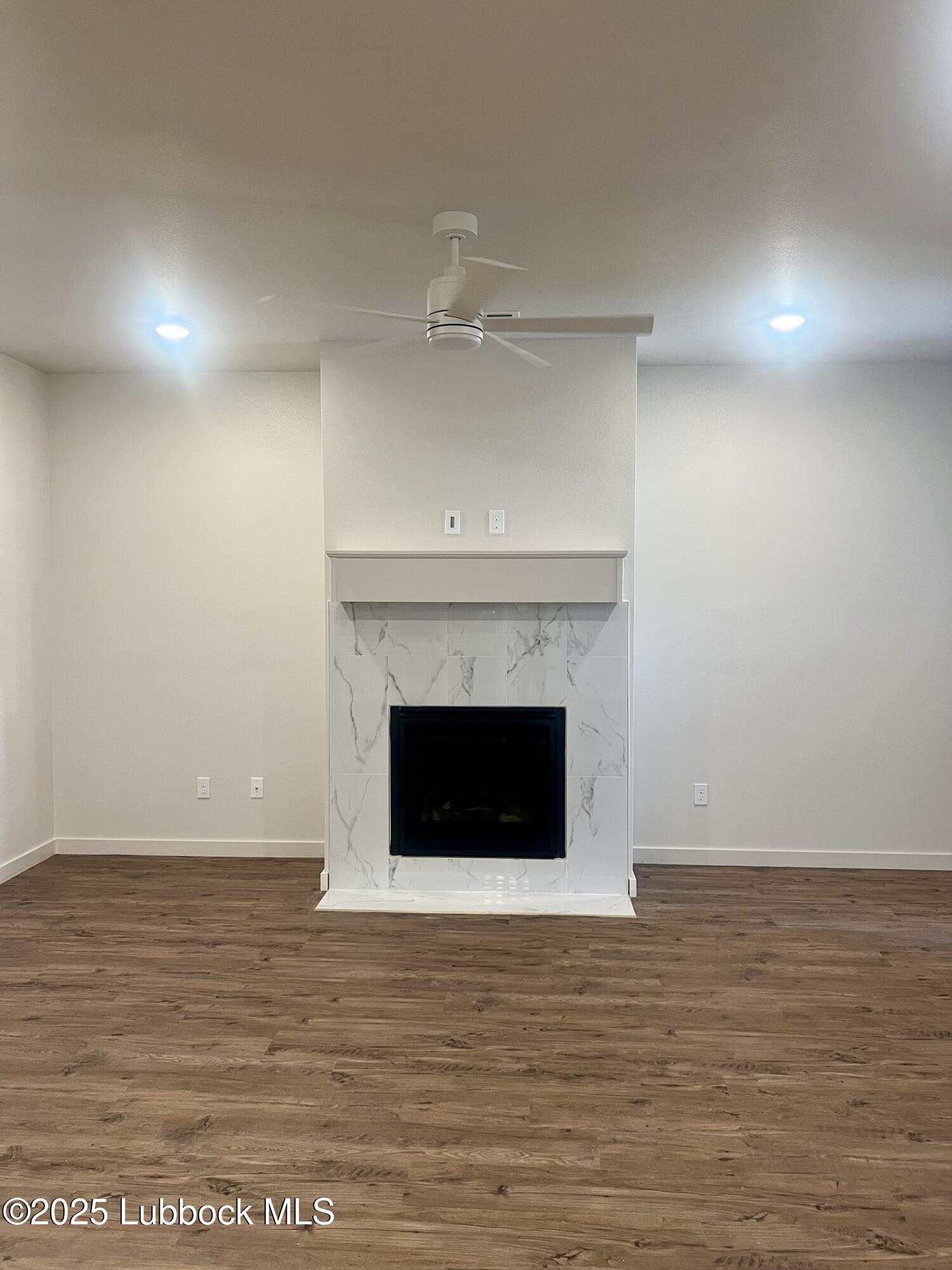 10904 Albany Avenue Property Photo 3