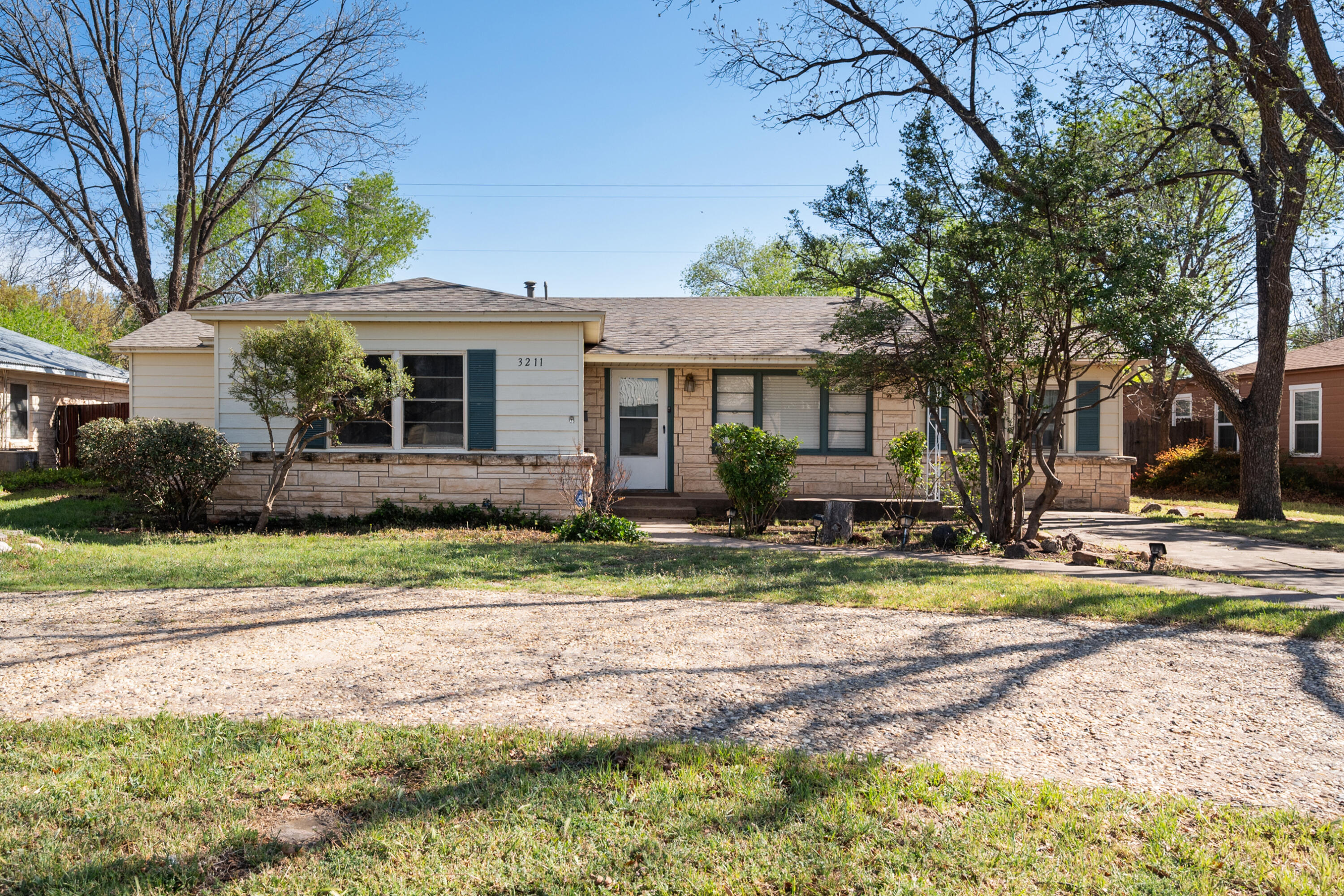 3211 26th Street Property Photo
