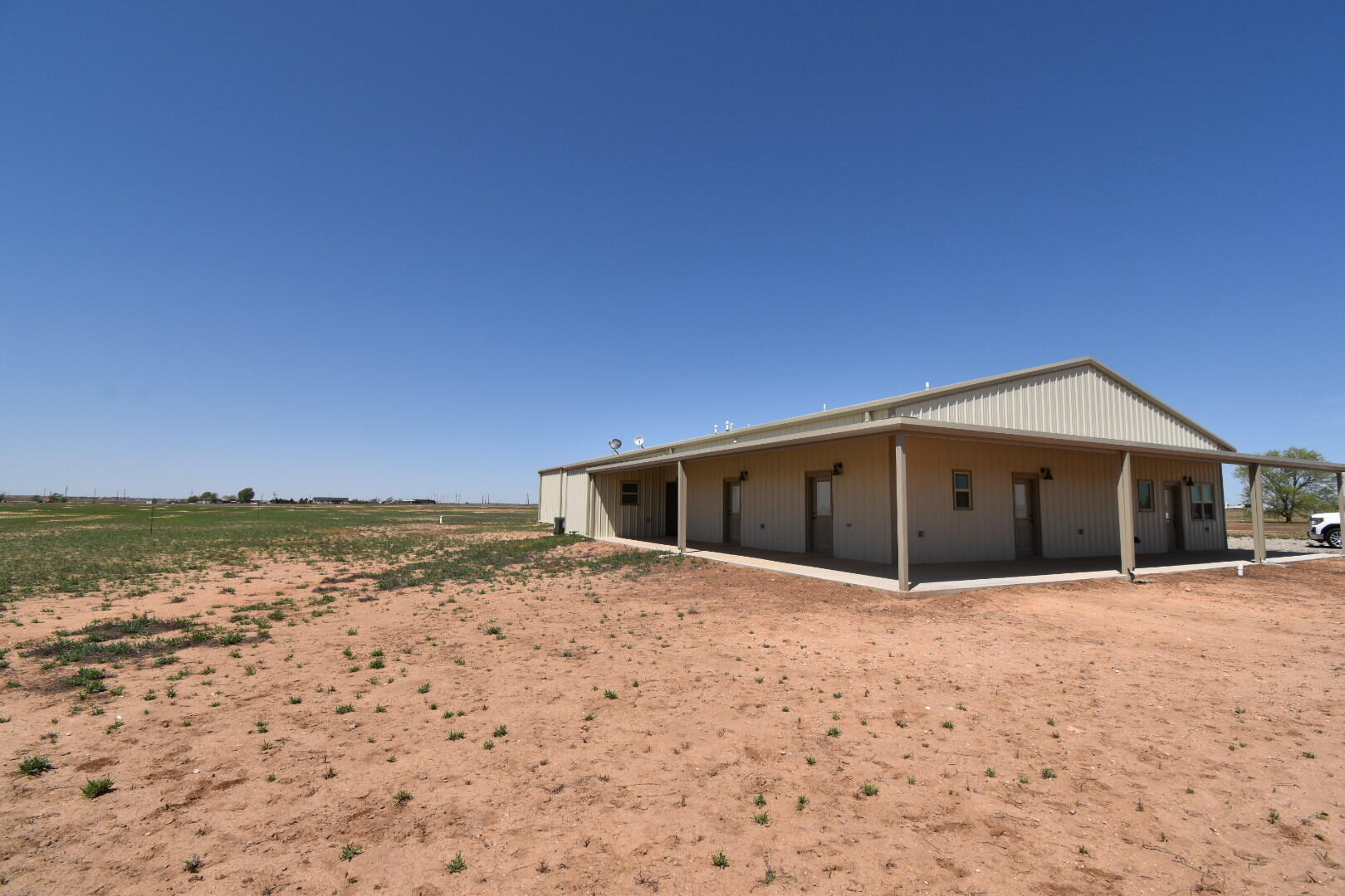 11201 N County Road 1440 Property Photo 3