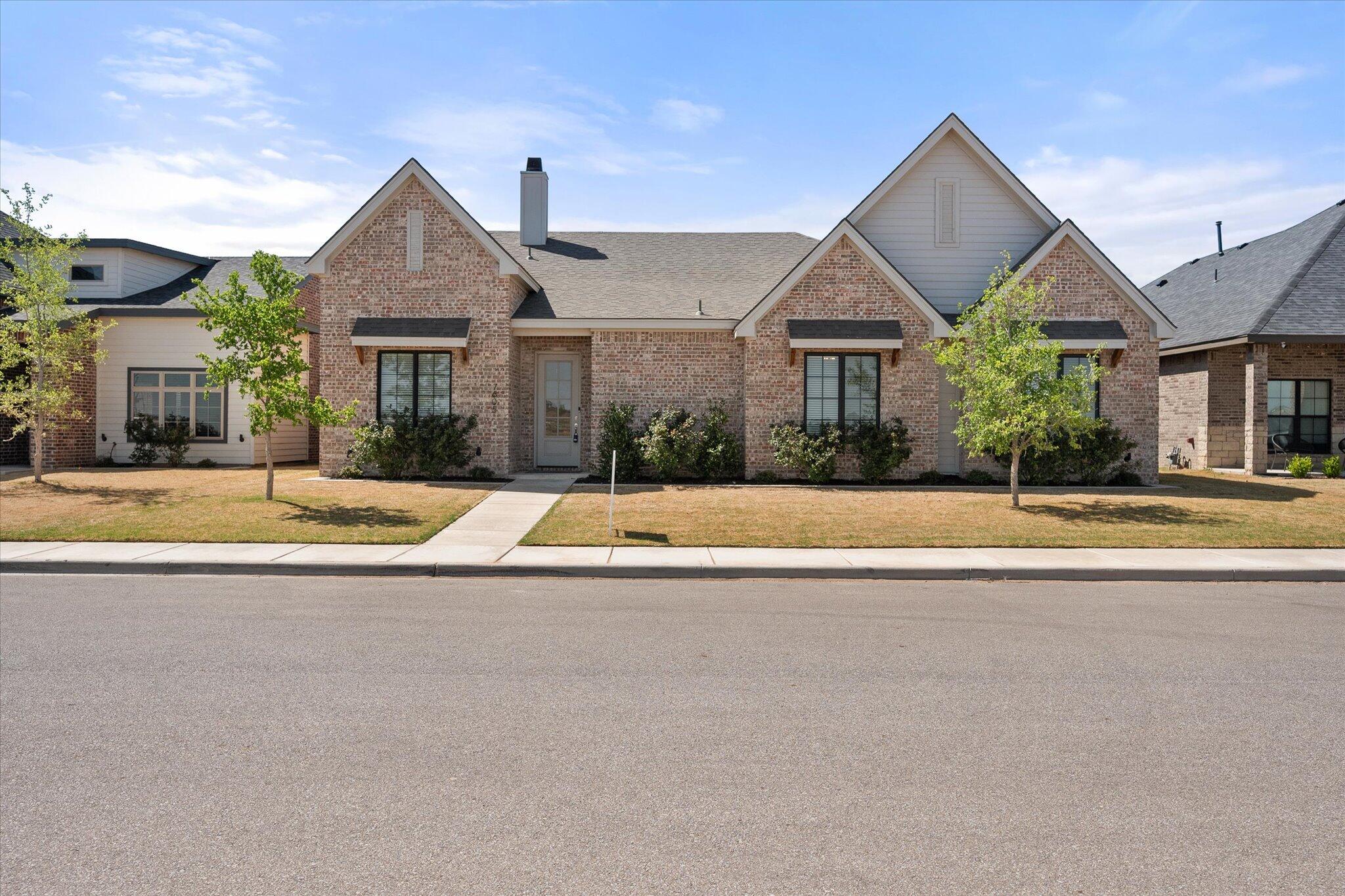 7605 52nd Street Property Photo