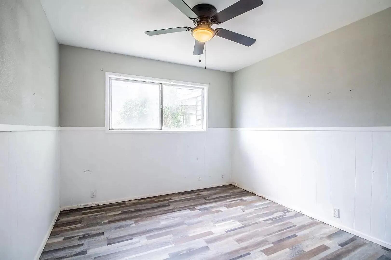 4415 49th Street Property Photo 12