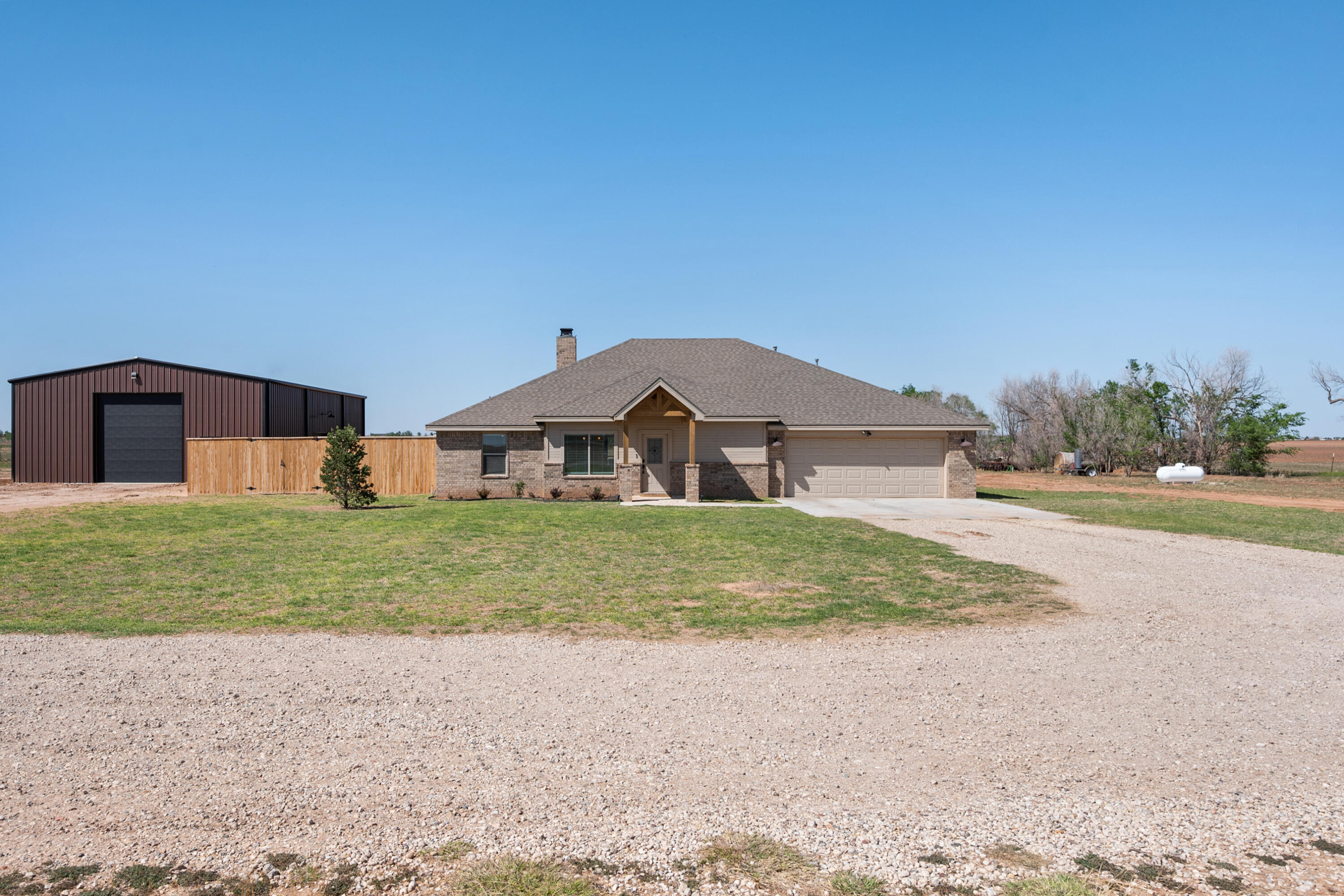 9908 F M 2641 Property Photo 1