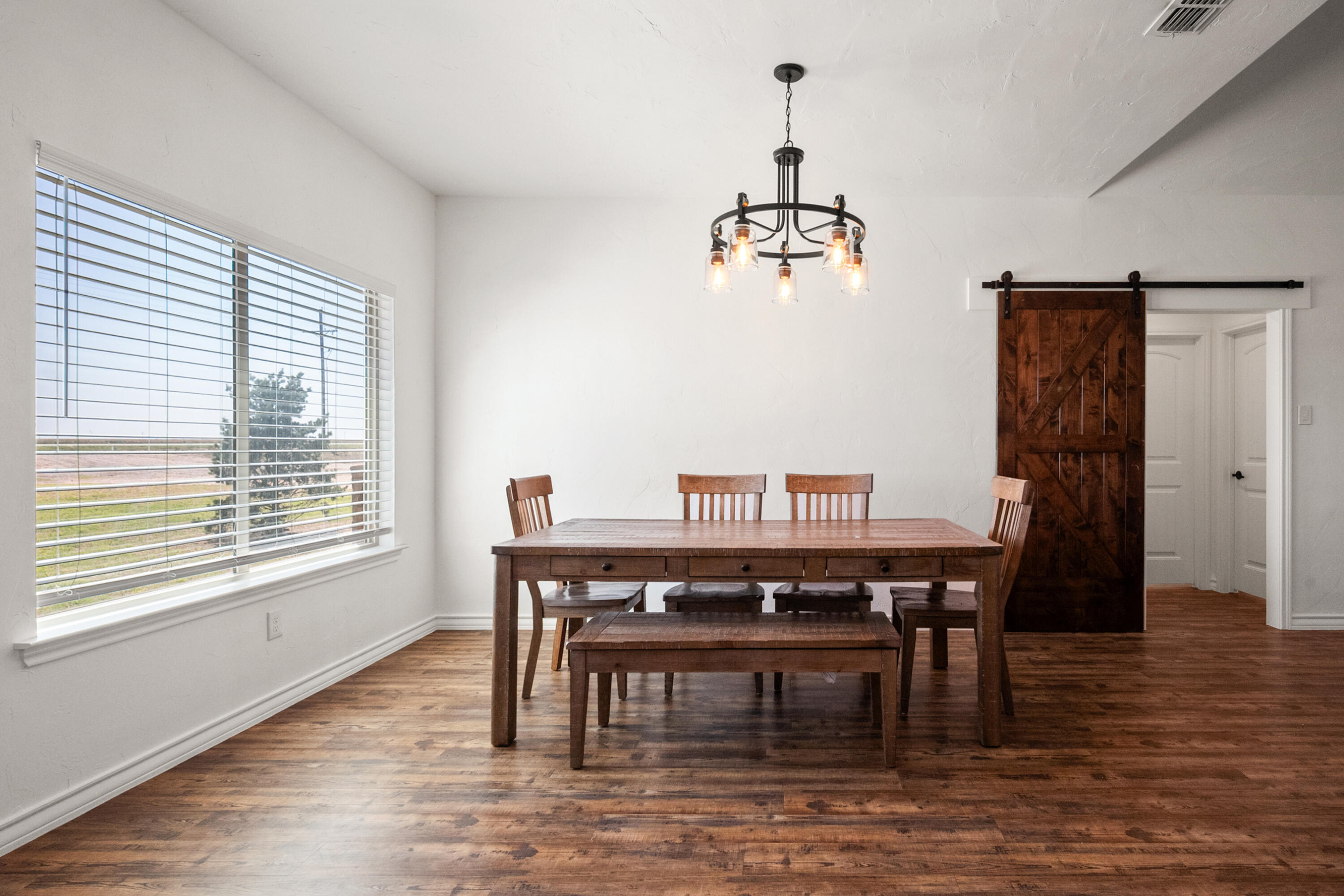 9908 F M 2641 Property Photo 5