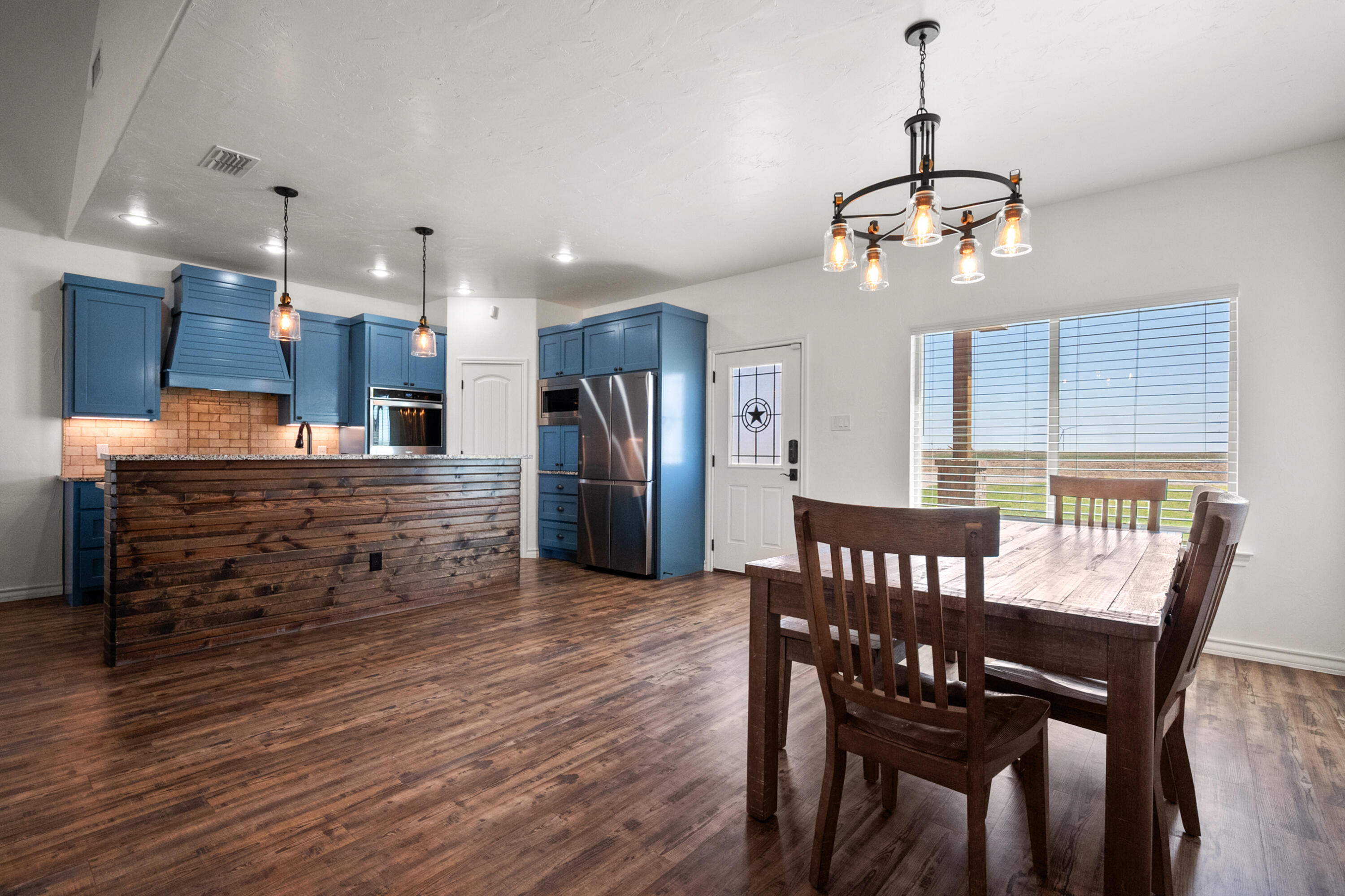 9908 F M 2641 Property Photo 7