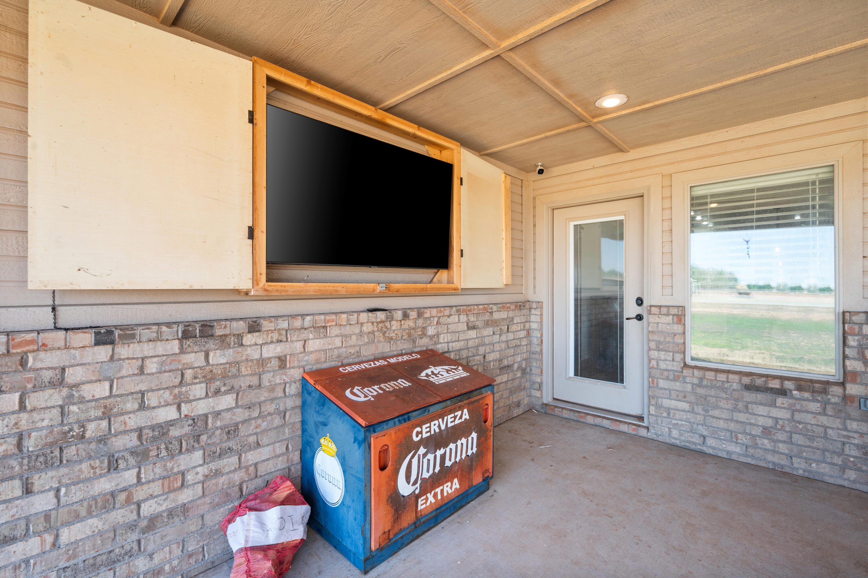 9908 F M 2641 Property Photo 23